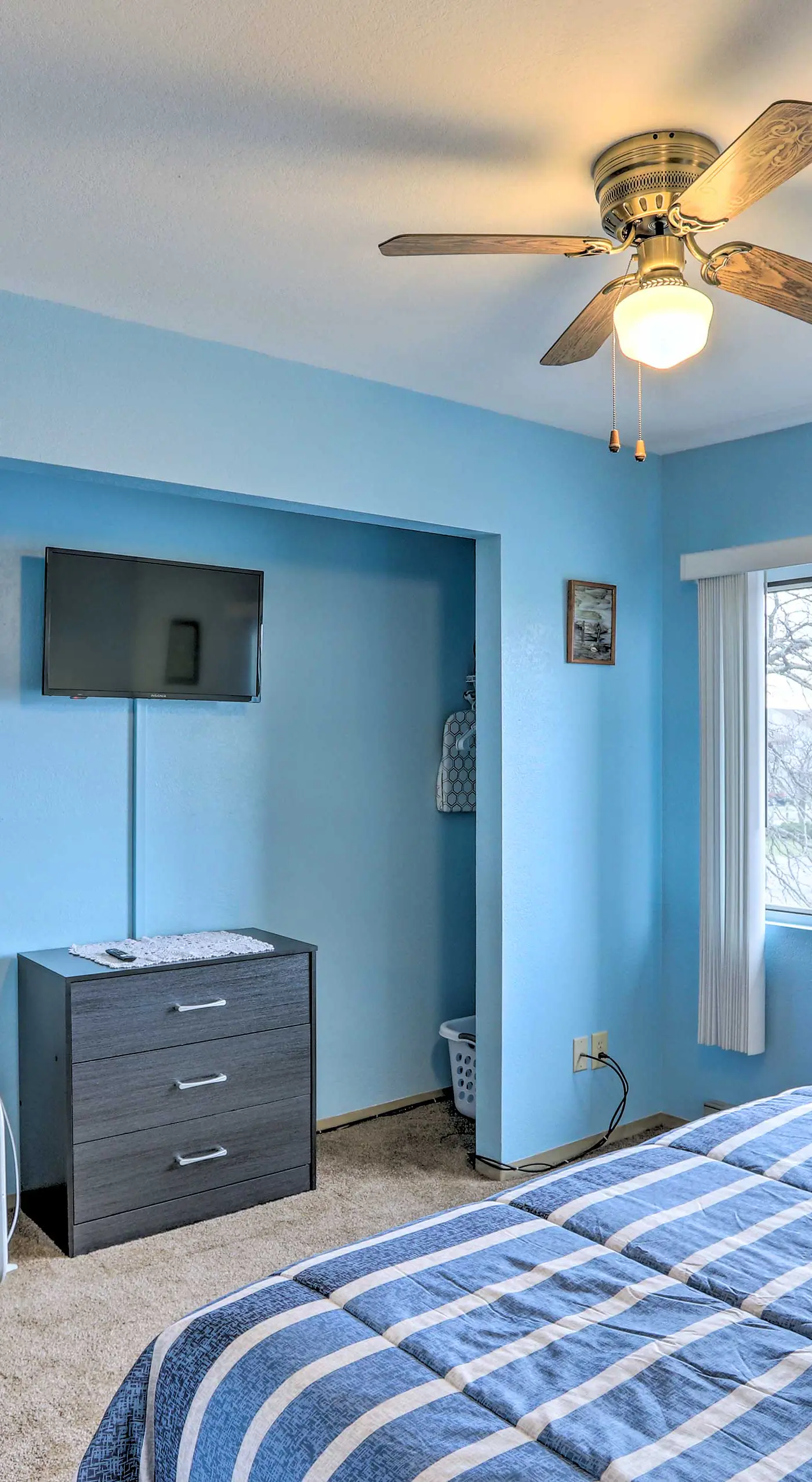 Condo w/ Balcony, Dock & Access to Lake Erie