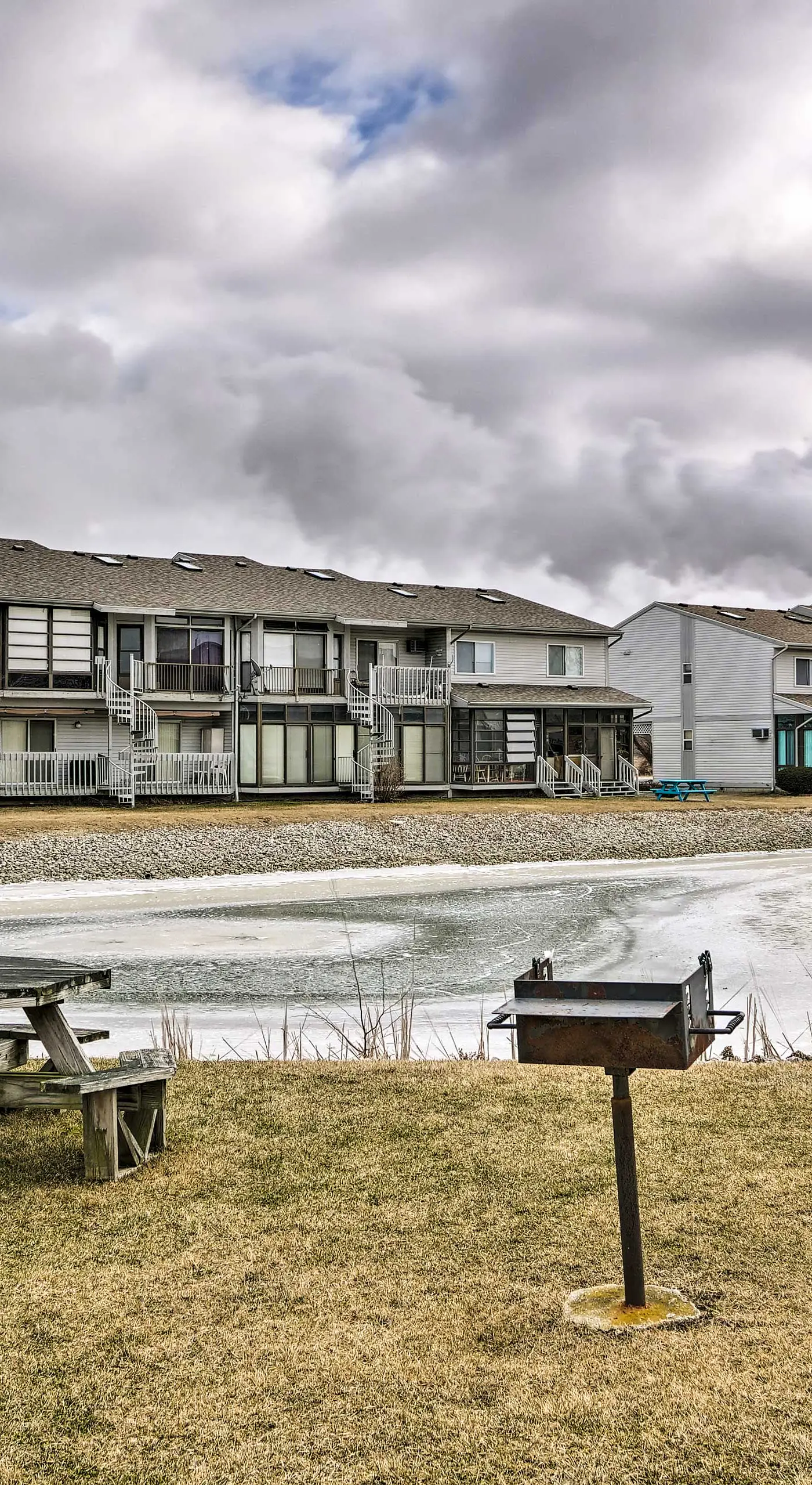 Condo w/ Balcony, Dock & Access to Lake Erie