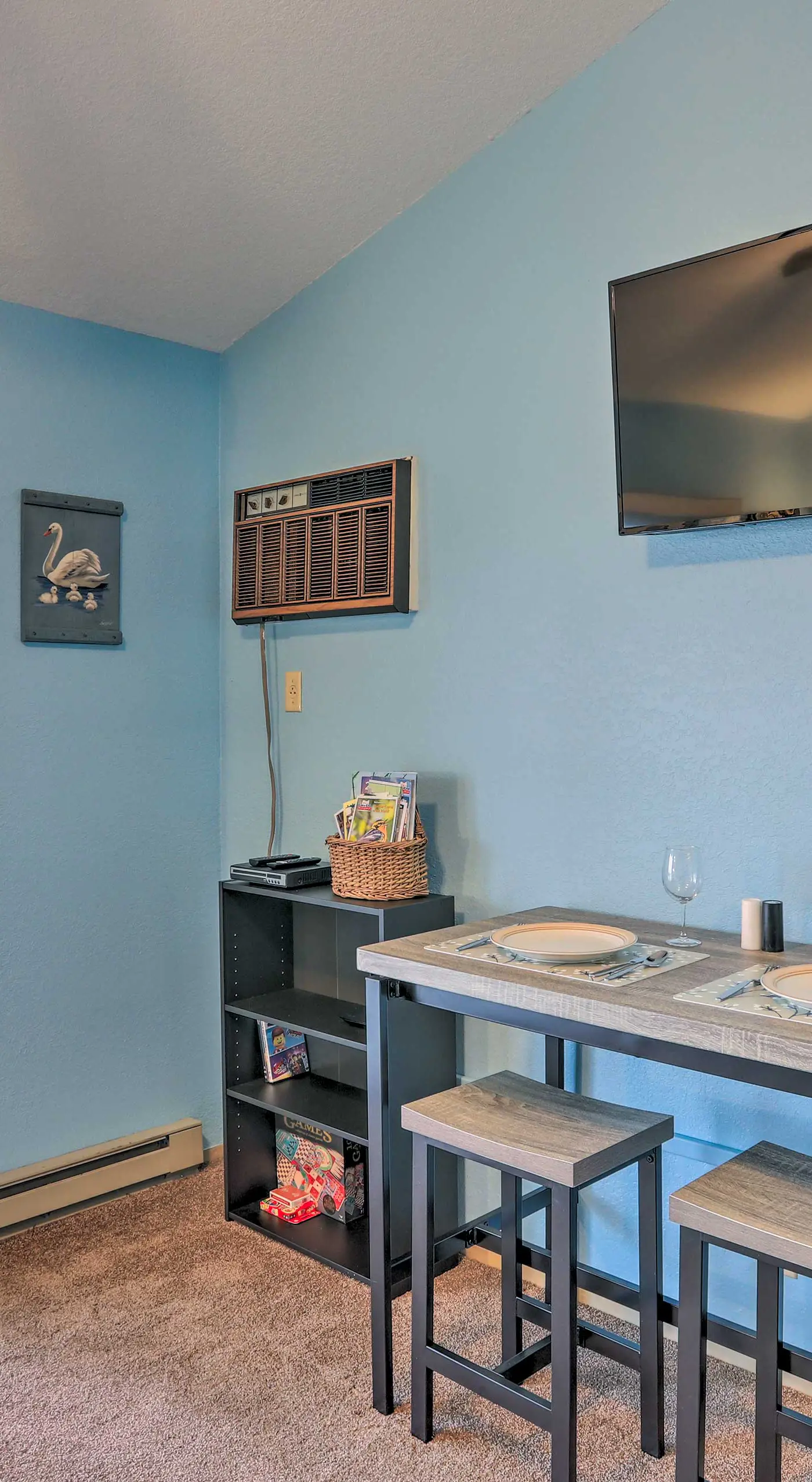 Condo w/ Balcony, Dock & Access to Lake Erie