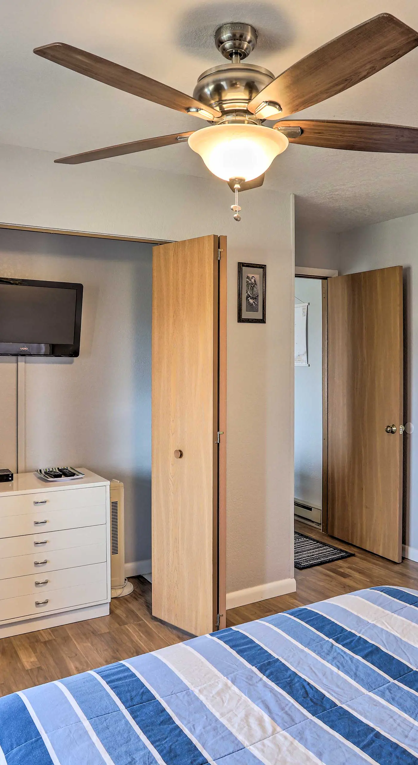 Serene Abode on Lake Erie ~ 9 Miles to Oak Harbor