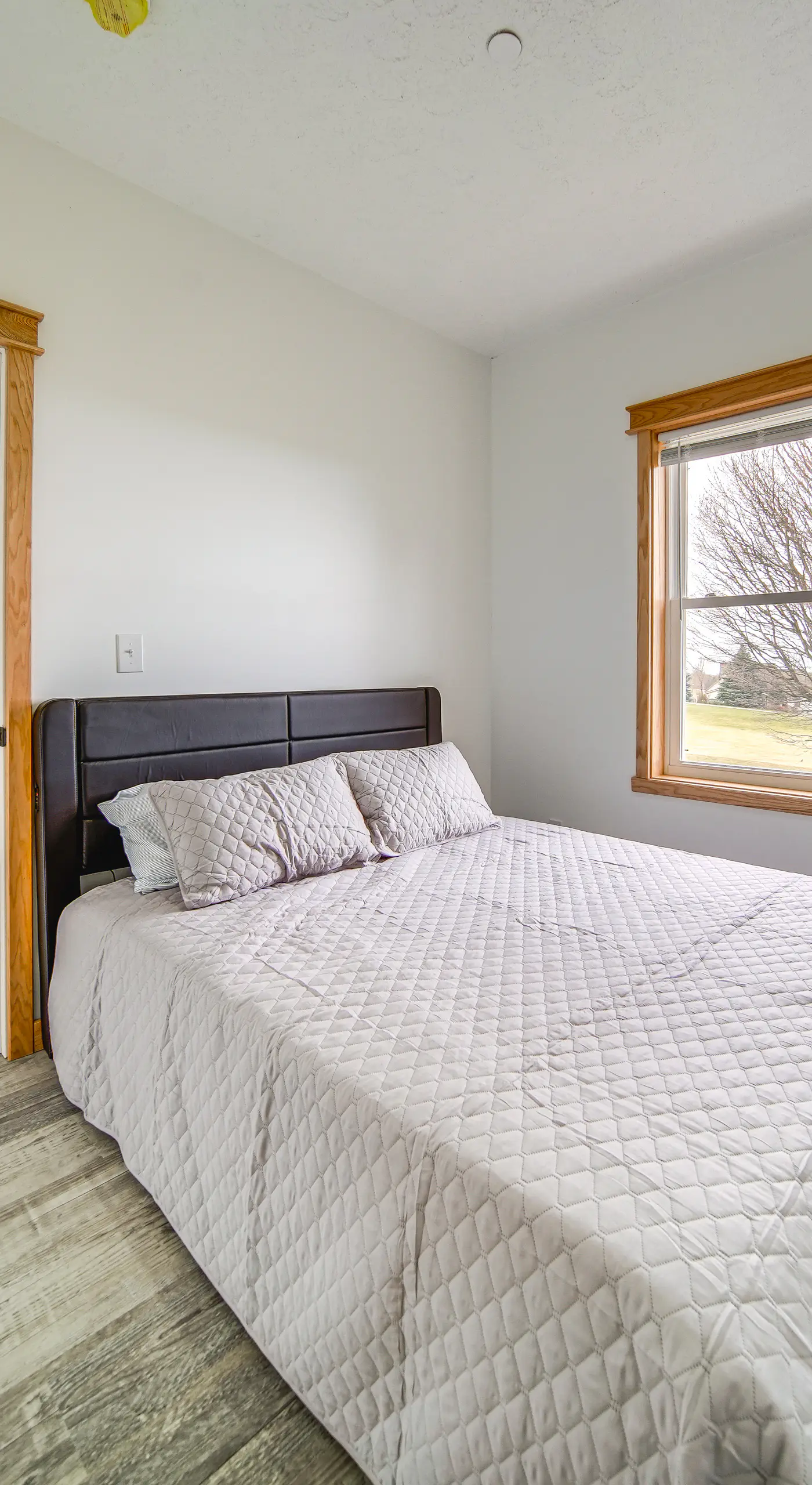 Balcony+ Golf Course View: Quiet Erie Getaway