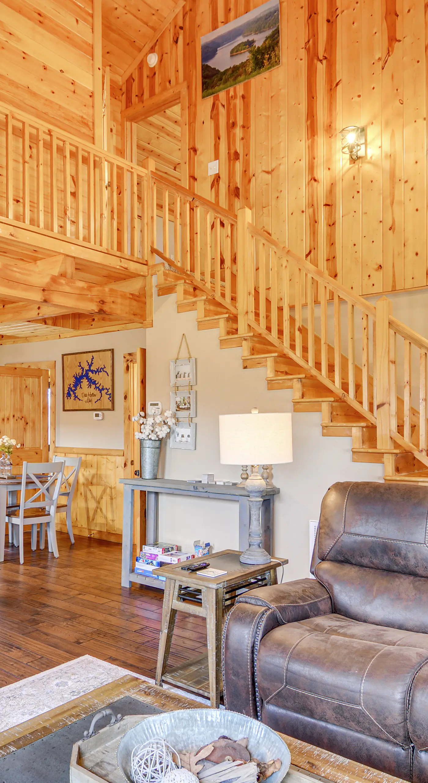 Modern Cabin w/ Grill Near Golf & Bass Fishing!