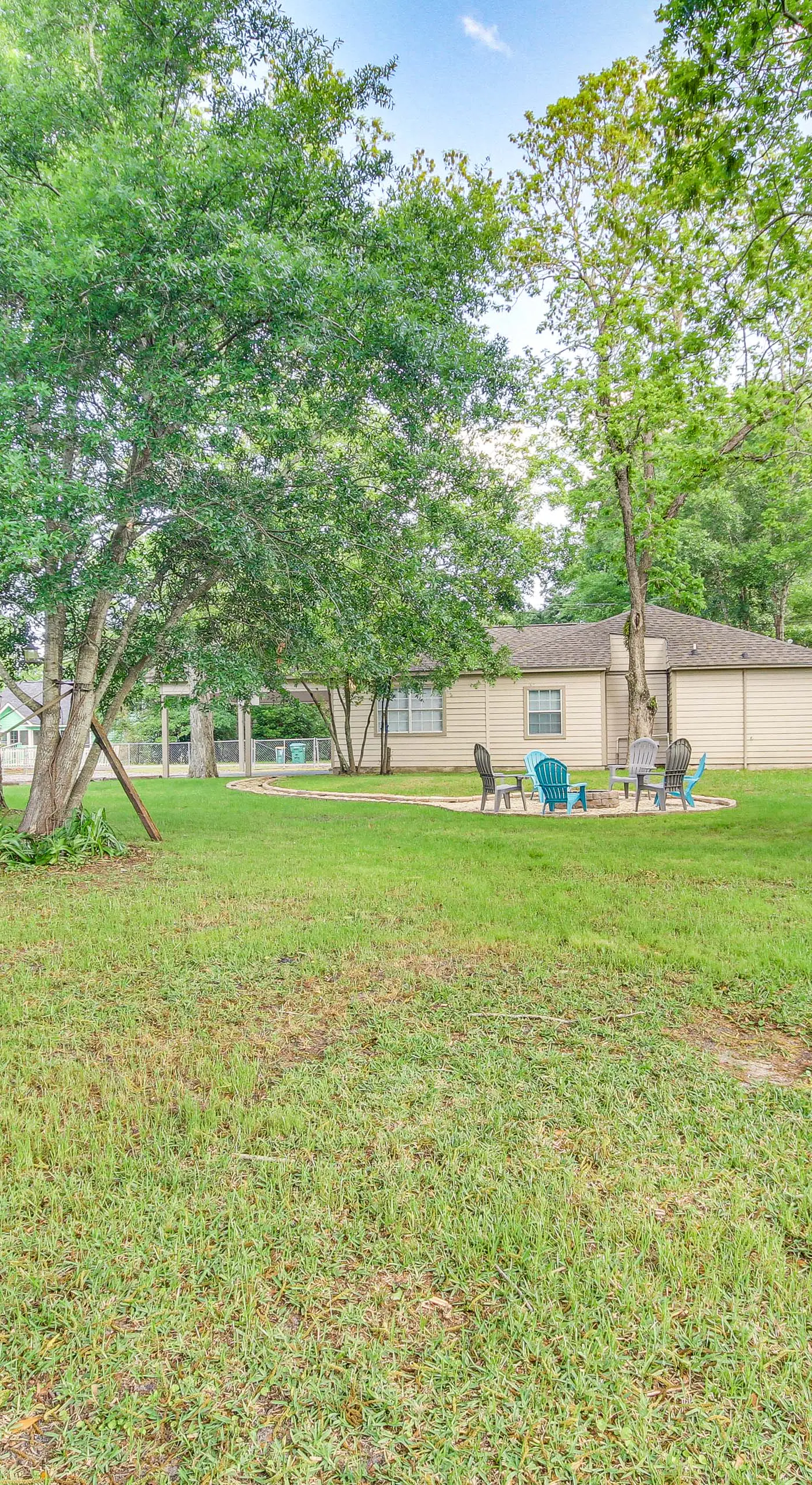 Ample Trailer/RV Parking! Family Home in Gulfport