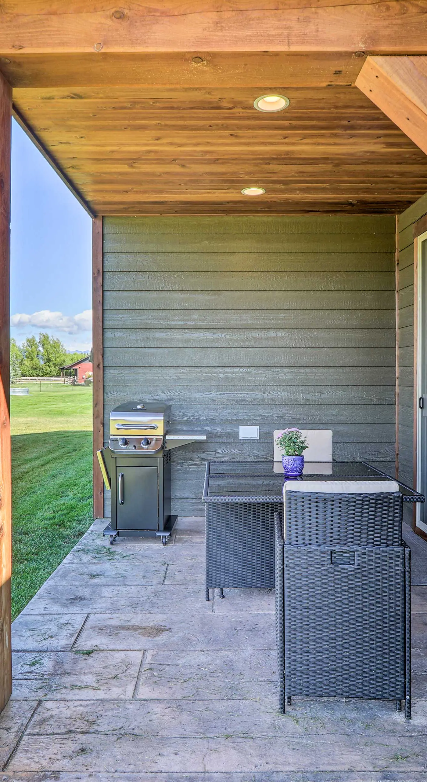 Modern Kalispell Home - 28 Mi to Glacier NP!