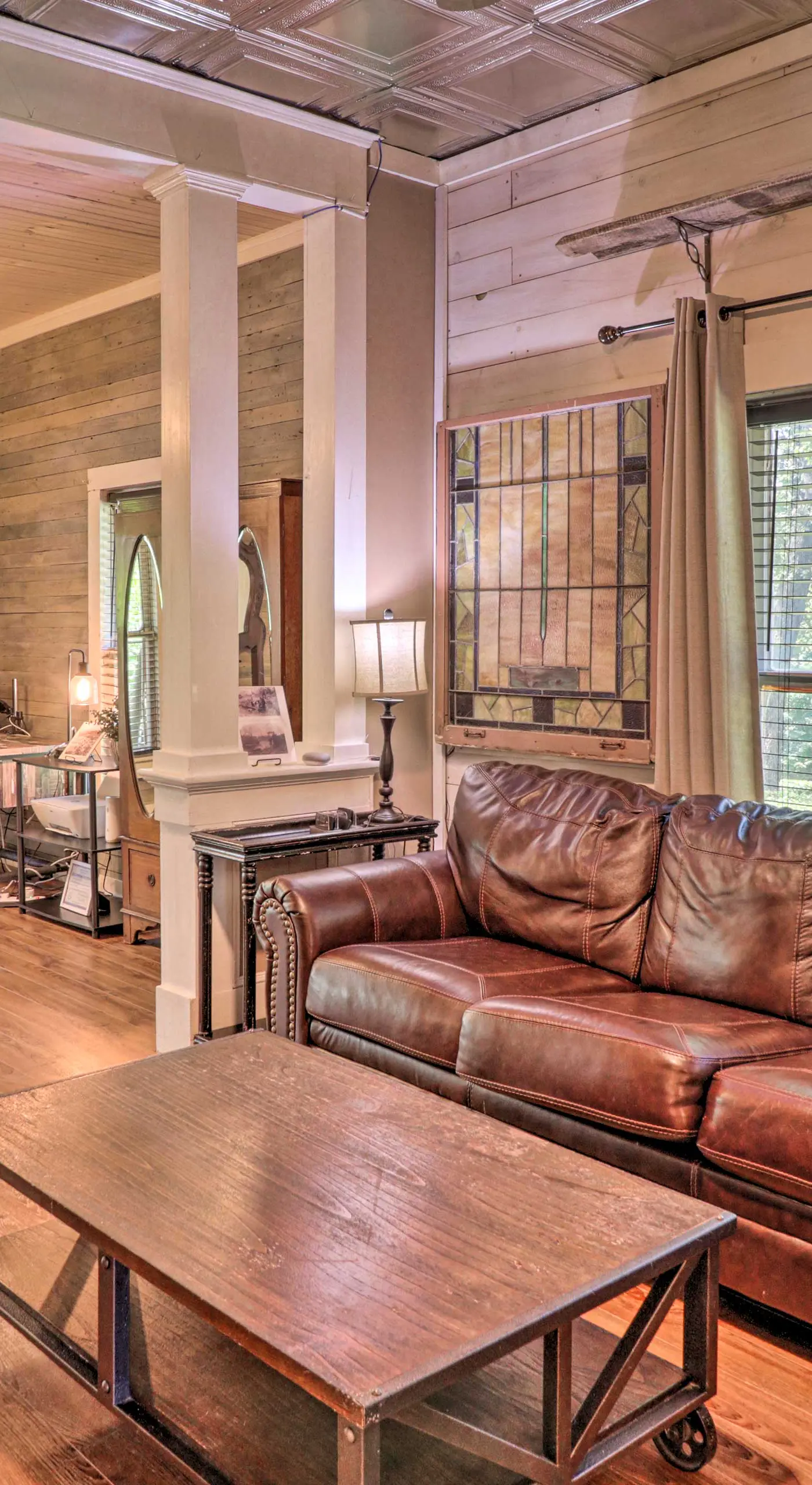 Country-Chic Cotter Home w/ Outdoor Living Space!