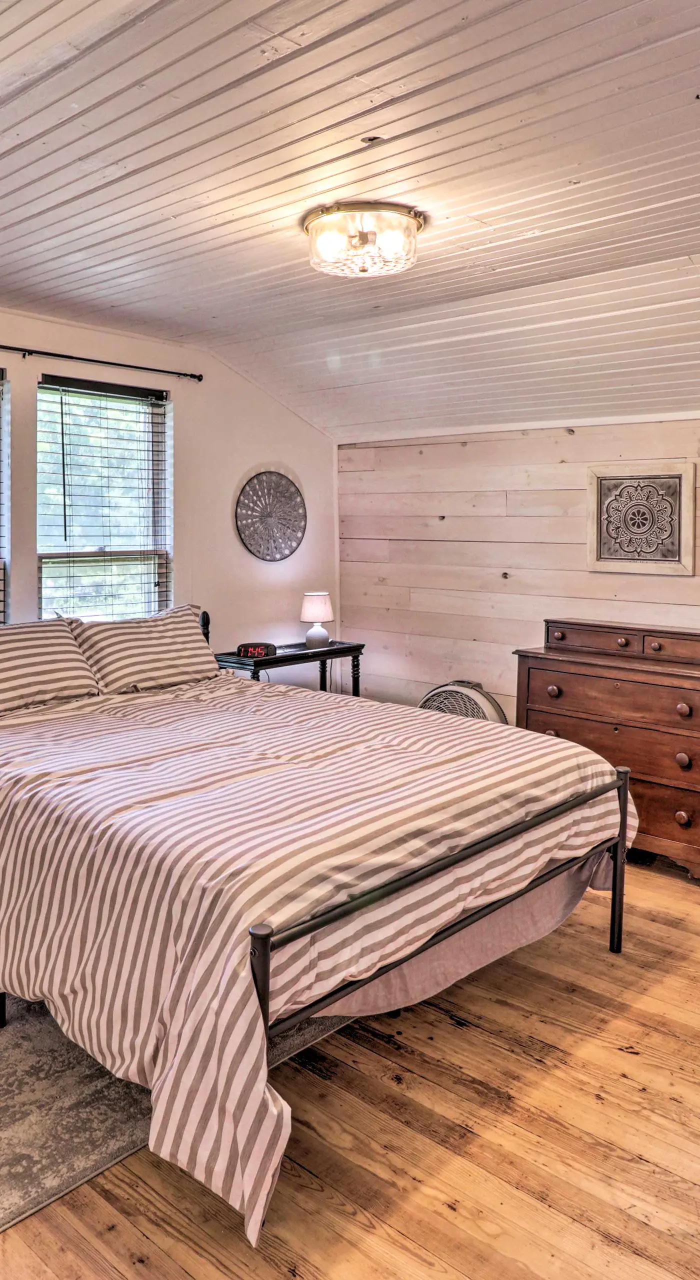 Country-Chic Cotter Home w/ Outdoor Living Space!