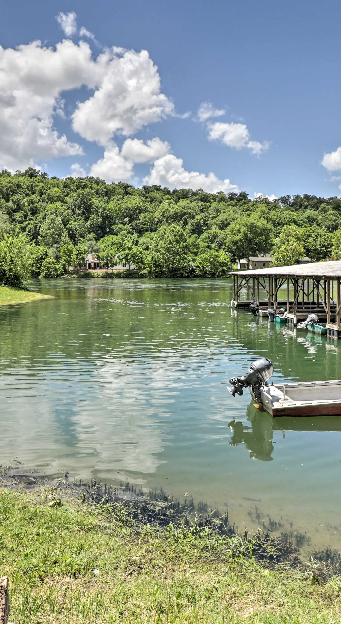 Country-Chic Cotter Home w/ Outdoor Living Space!