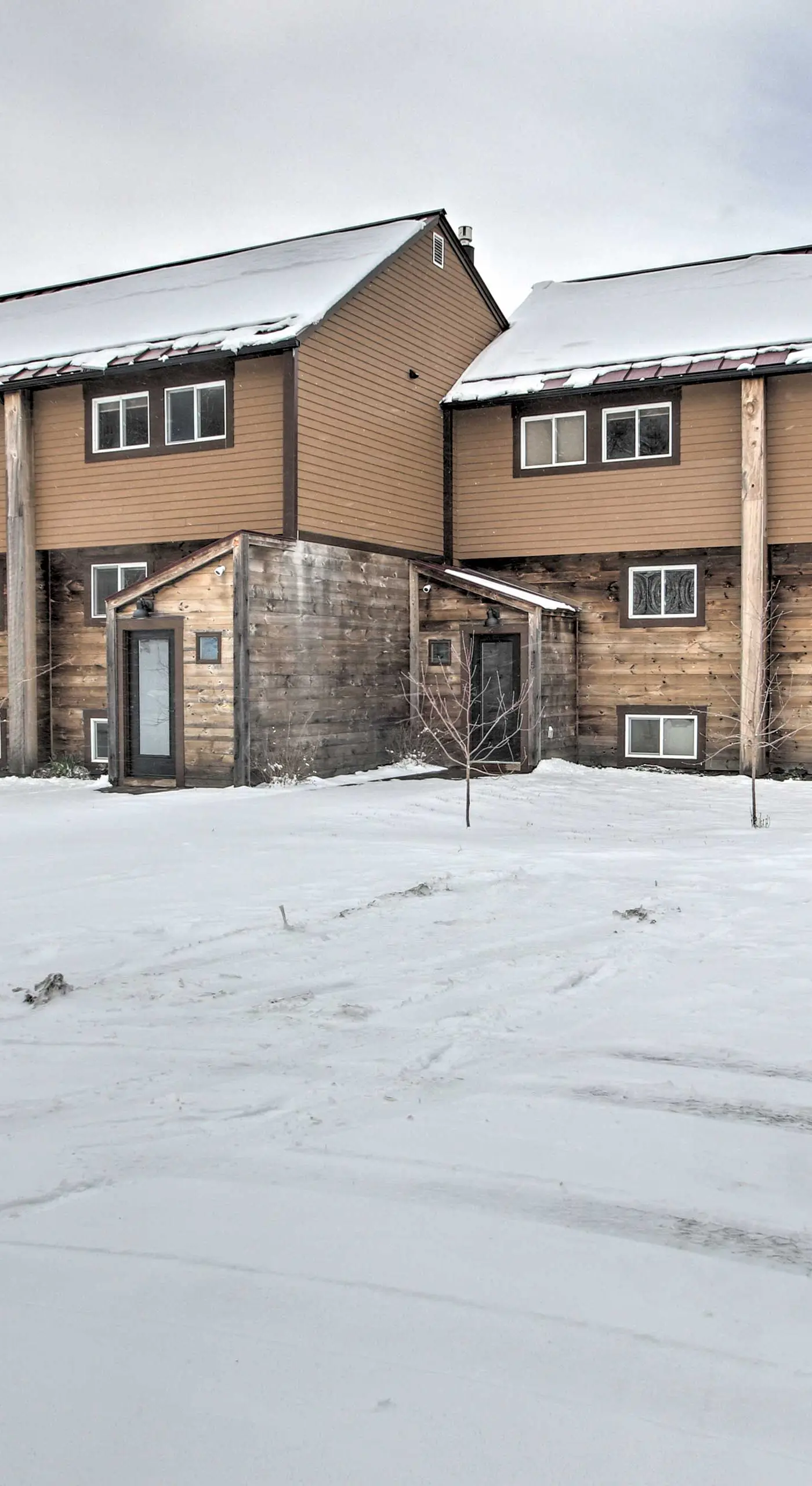 Slopeside Burke Mtn Condo w/ Amenity Access!