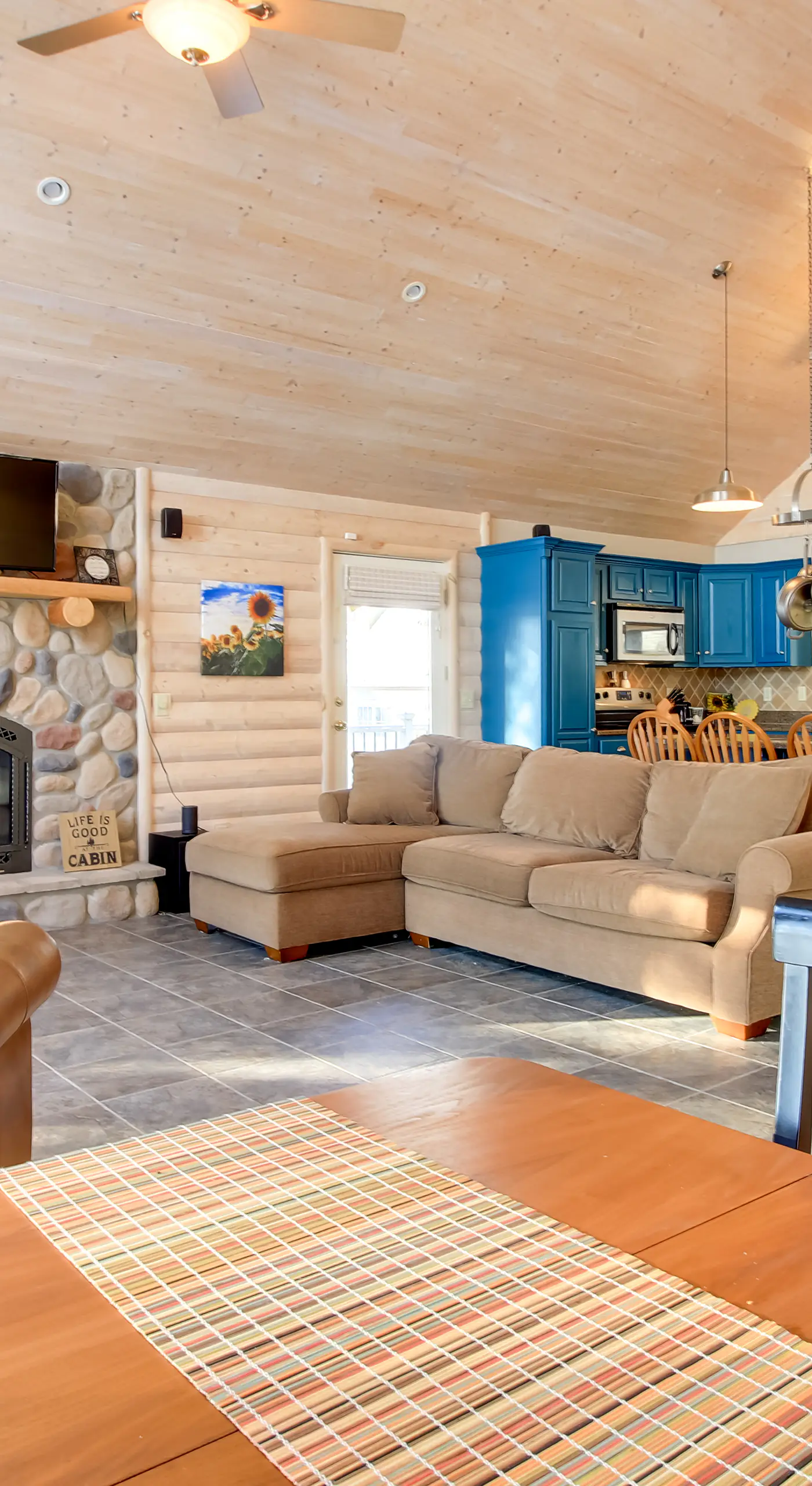 Camp Lake Cabin: Lakefront & Pet Friendly!
