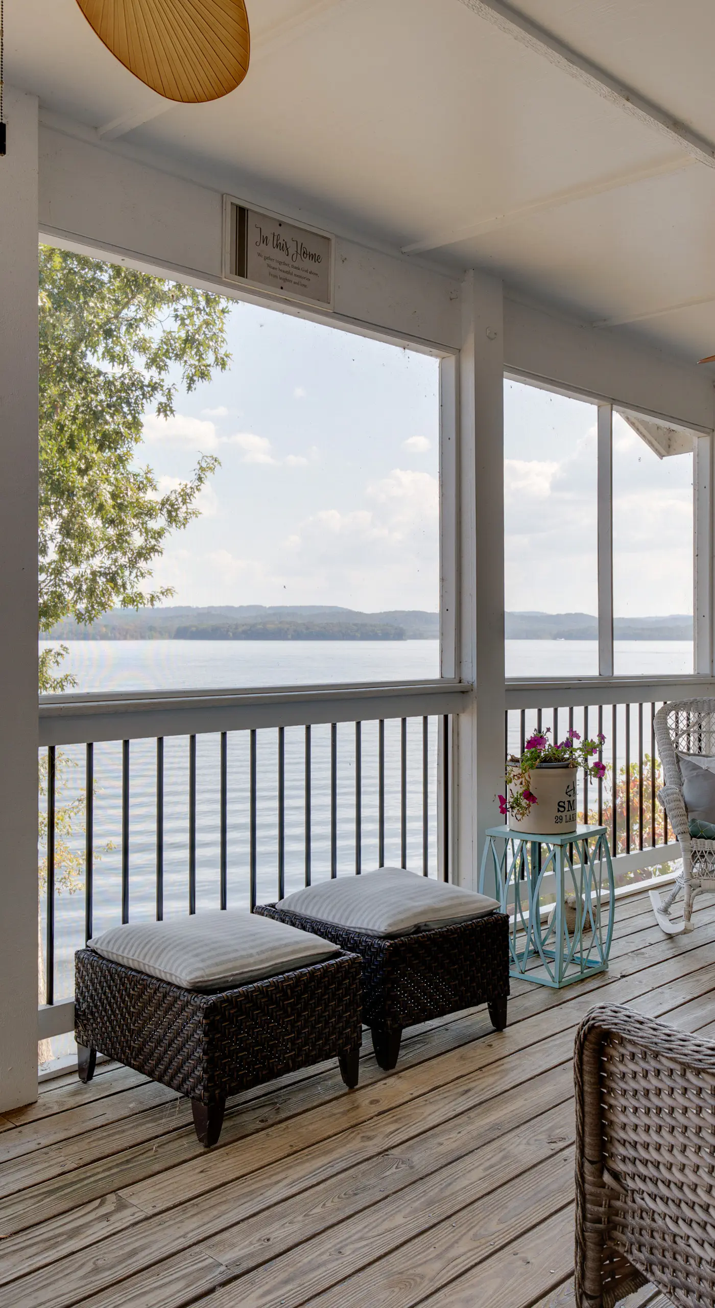 Hot Tub & Dock: Guntersville Lake Getaway!