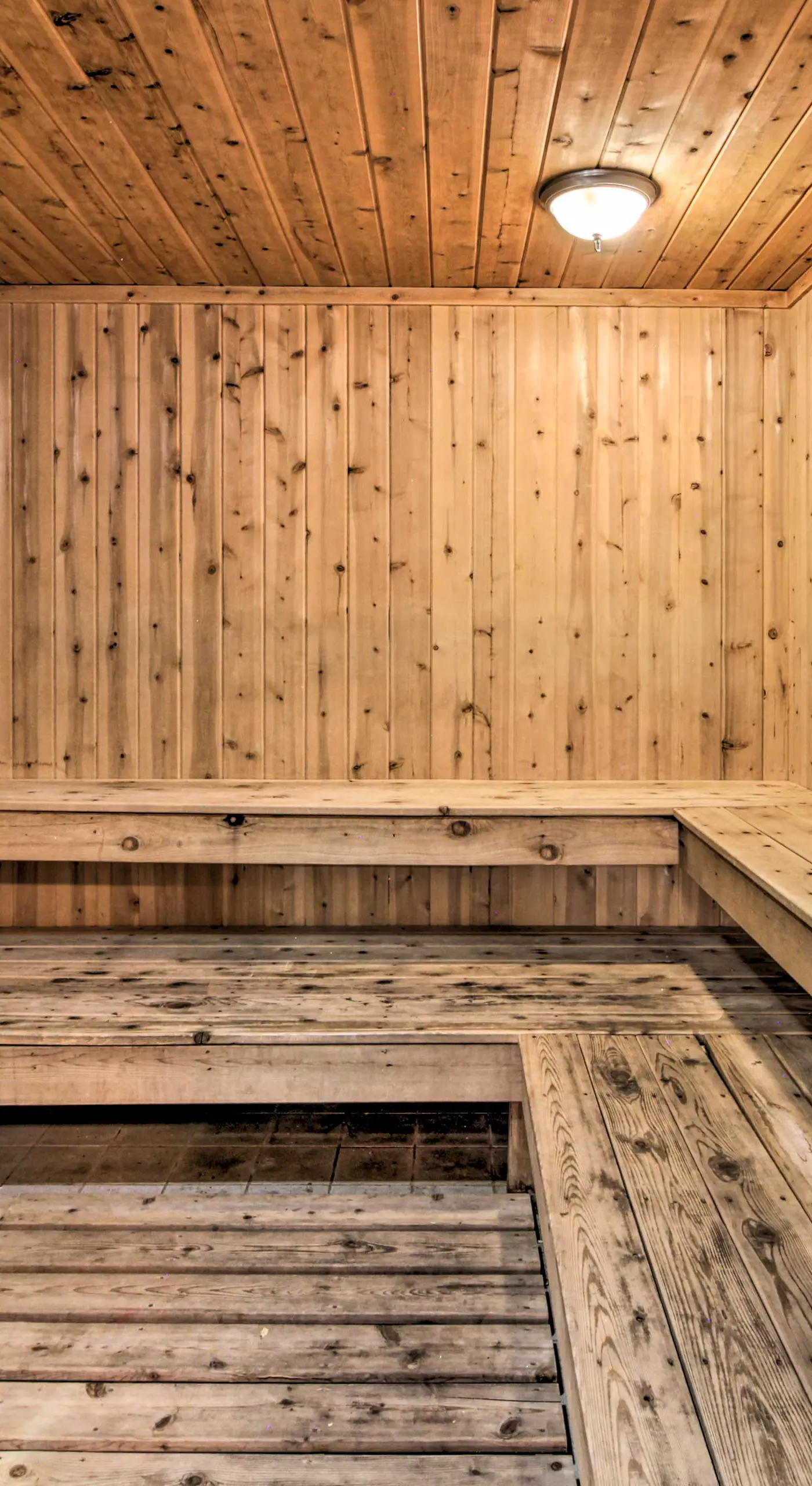 Gull Lake Resort Escape: Pool & Snowmobile Trails
