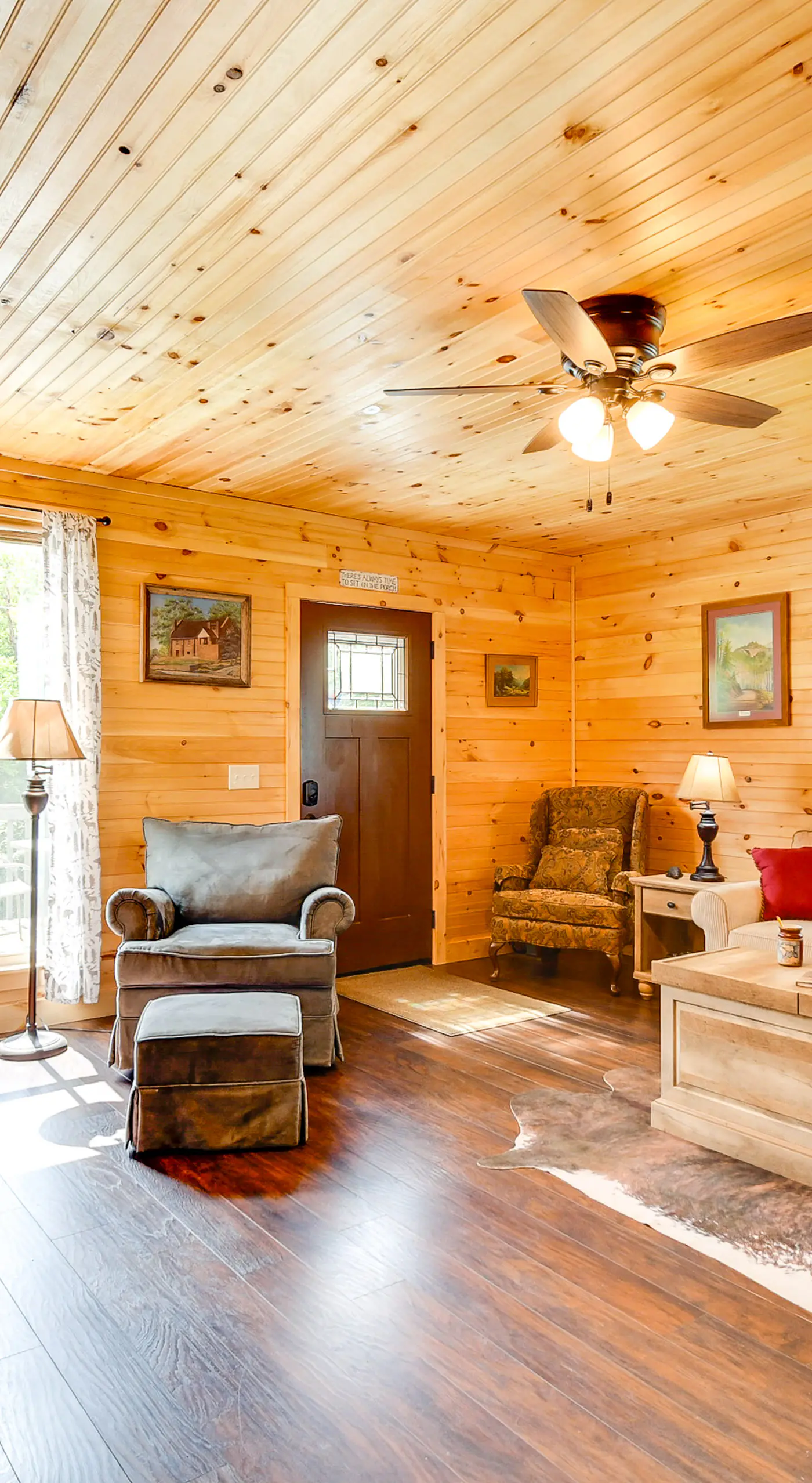 18 Mi to Red River Gorge: Beattyville Retreat
