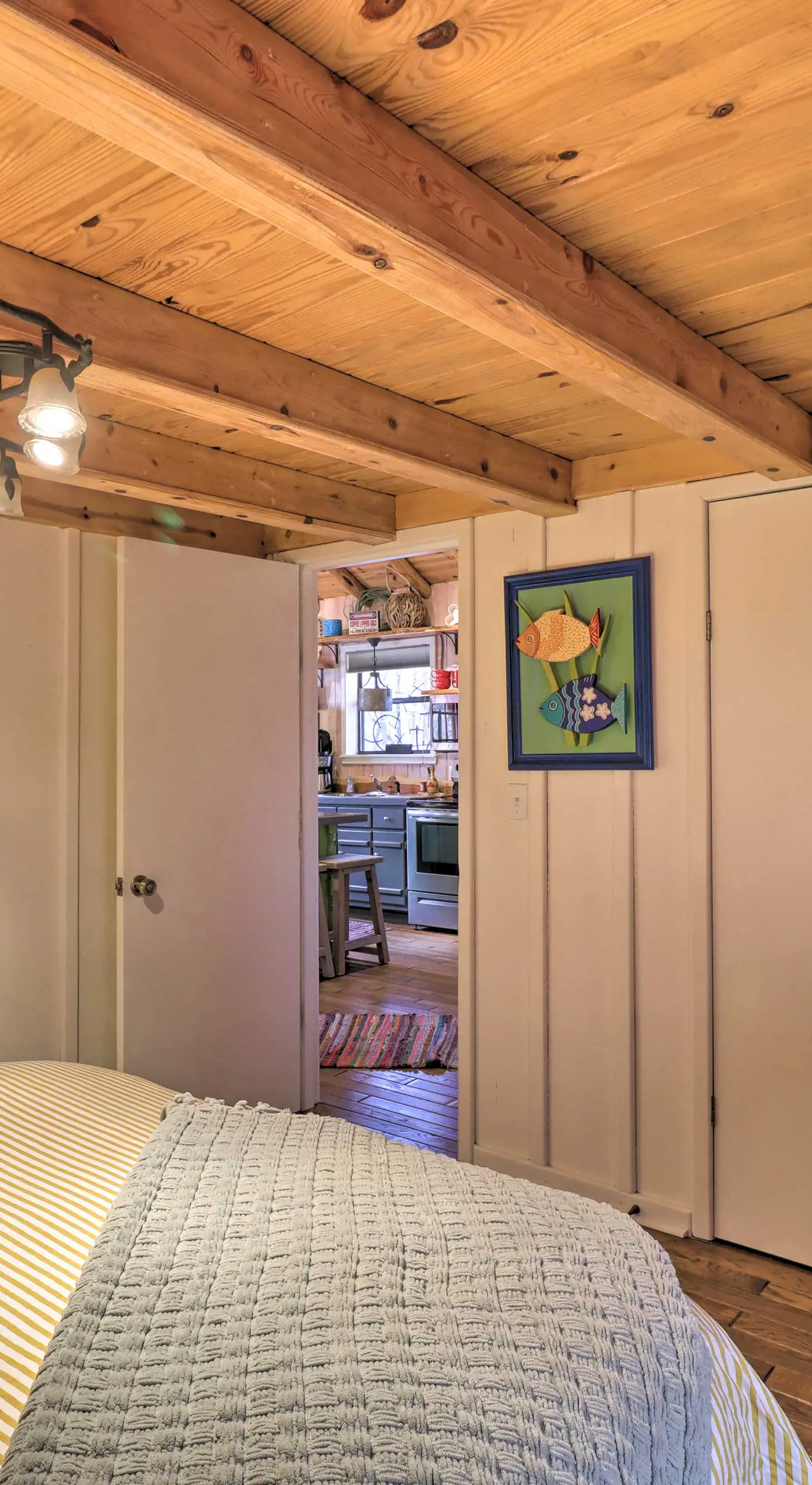 Scenic Greers Ferry Cabin w/ Deck + Fire Pit!