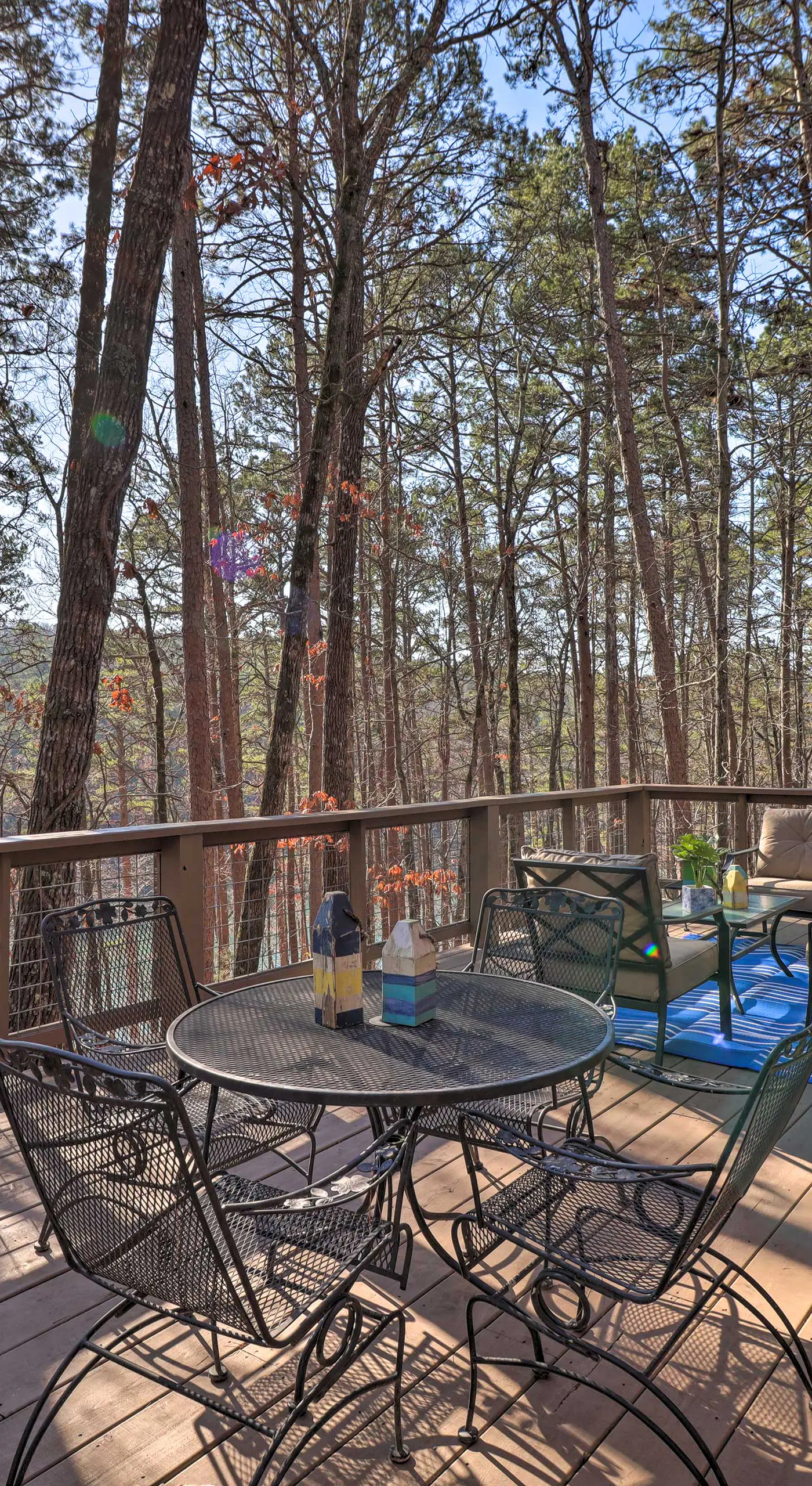 Scenic Greers Ferry Cabin w/ Deck + Fire Pit!
