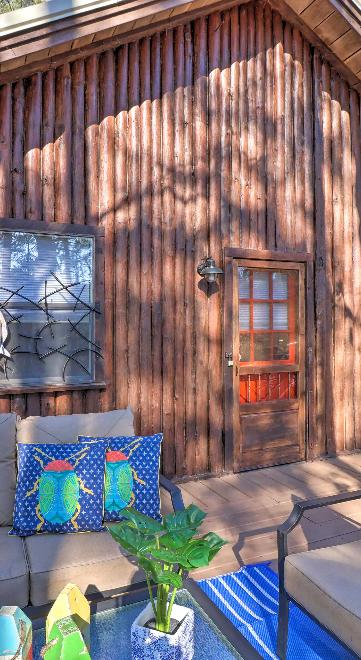 Scenic Greers Ferry Cabin w/ Deck + Fire Pit!
