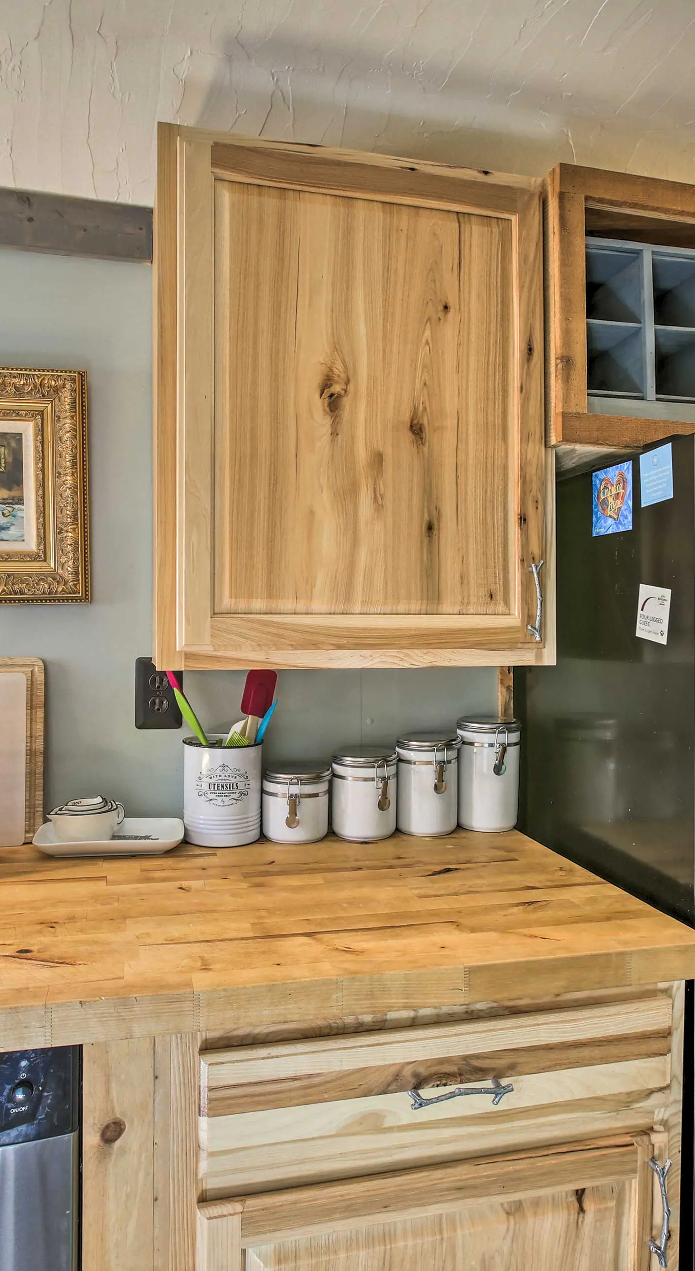 'Work, Play & Get Away Cabin' Near Higgins Lake!