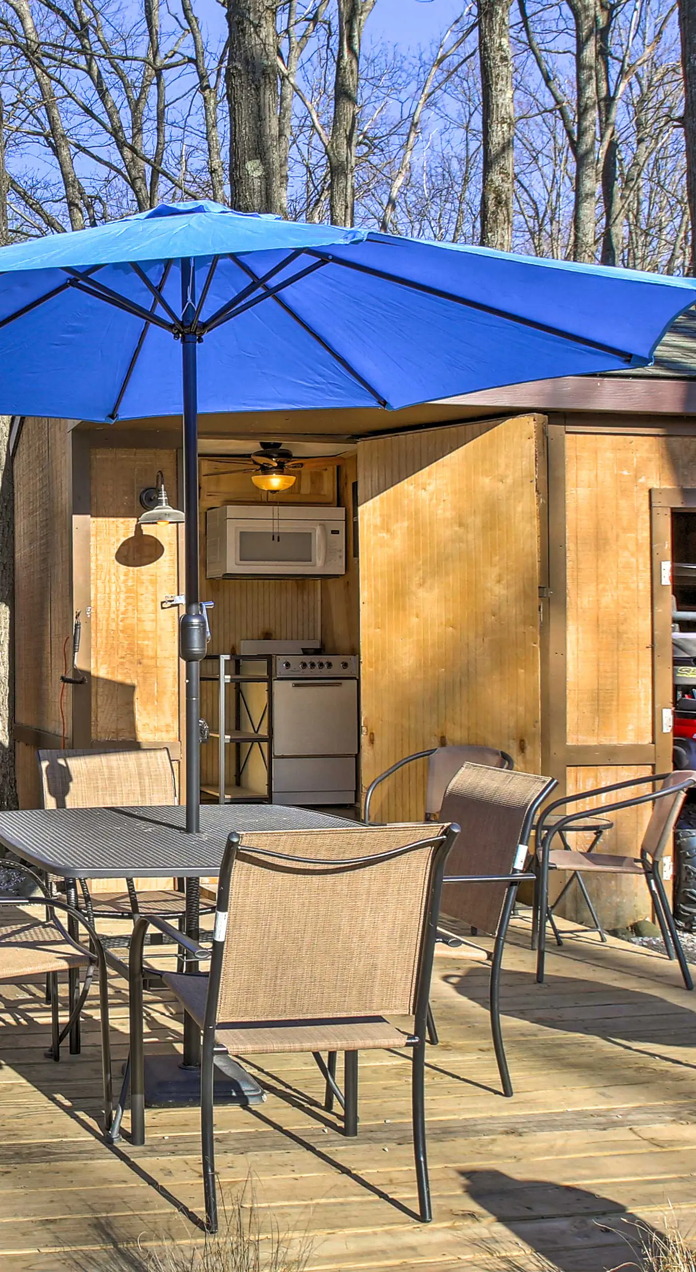'Work, Play & Get Away Cabin' Near Higgins Lake!