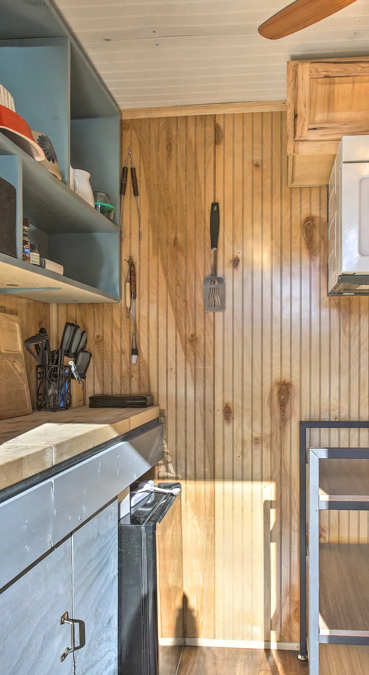 'Work, Play & Get Away Cabin' Near Higgins Lake!