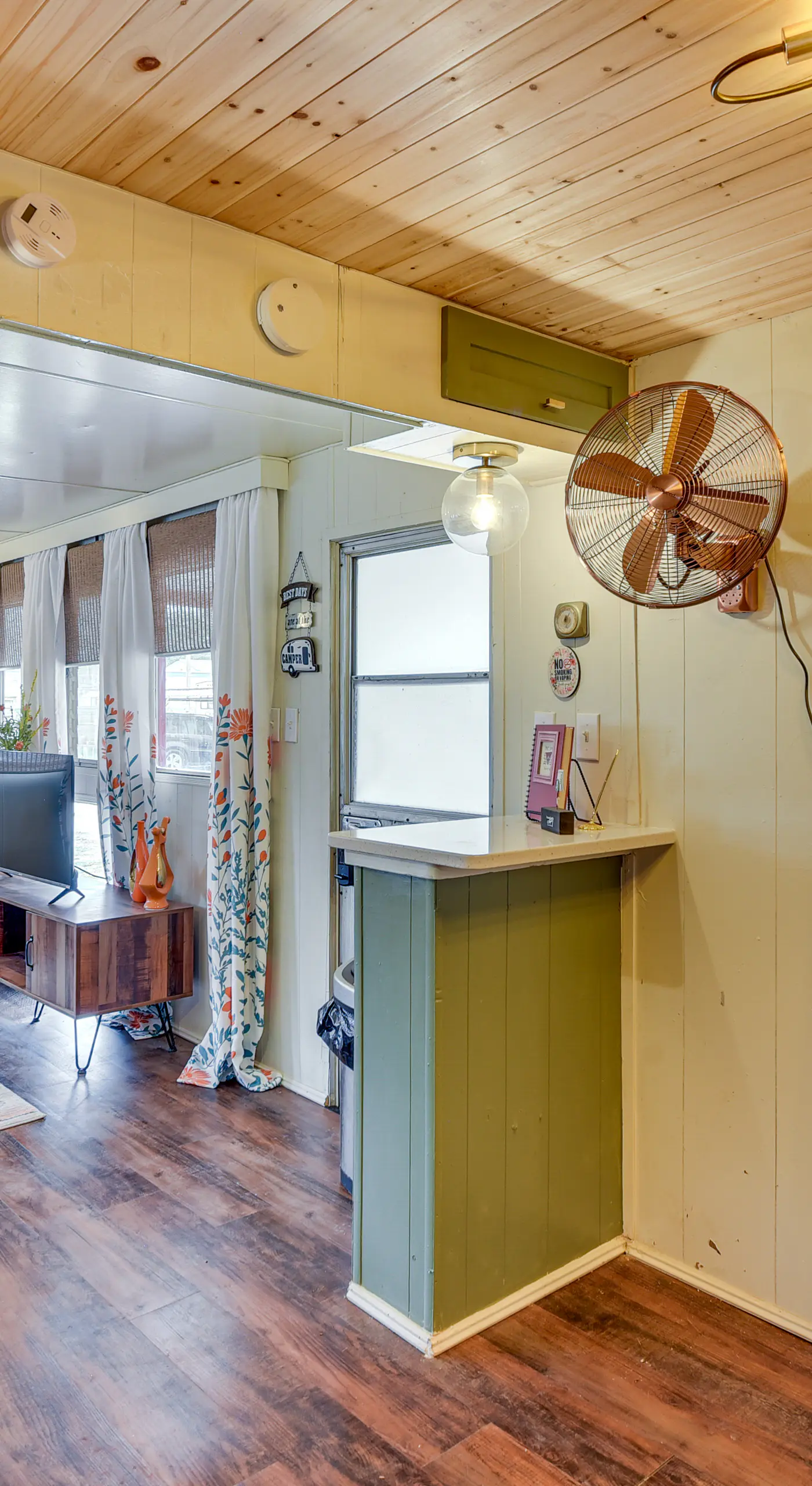 Pet-Friendly Brownwood Home: Walk to Lake!
