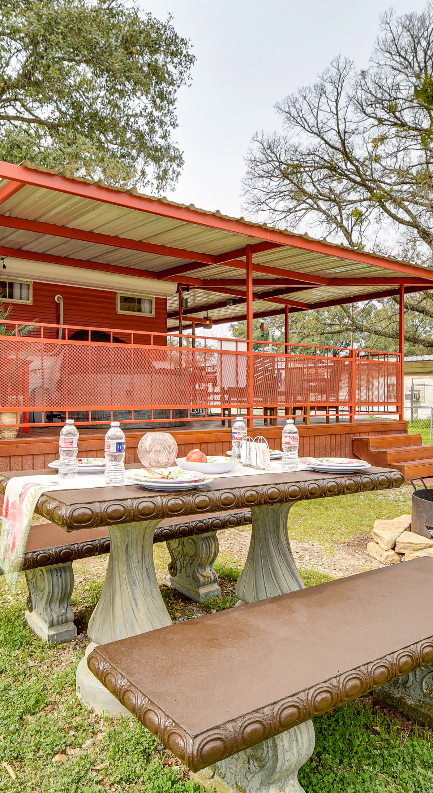 Pet-Friendly Brownwood Home: Walk to Lake!