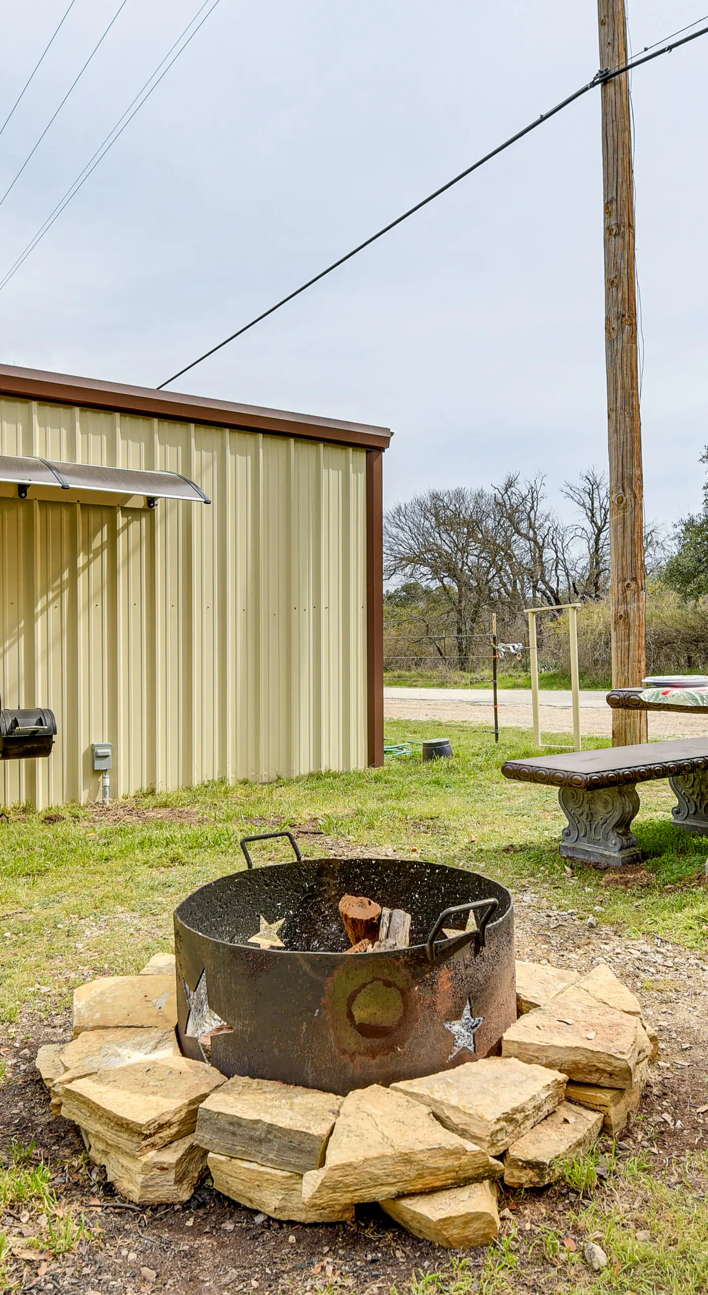 Pet-Friendly Brownwood Home: Walk to Lake!