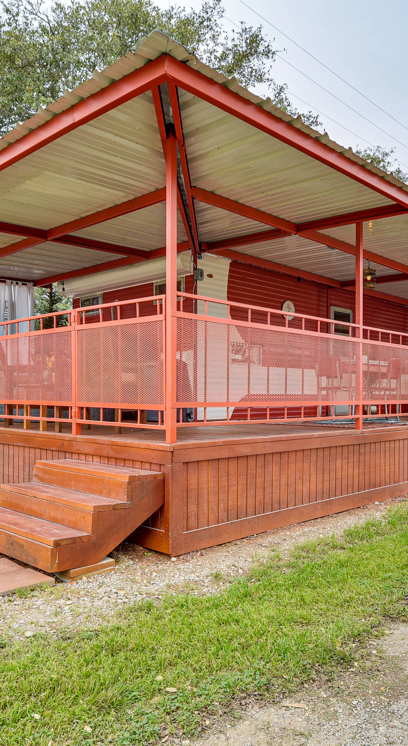Pet-Friendly Brownwood Home: Walk to Lake!