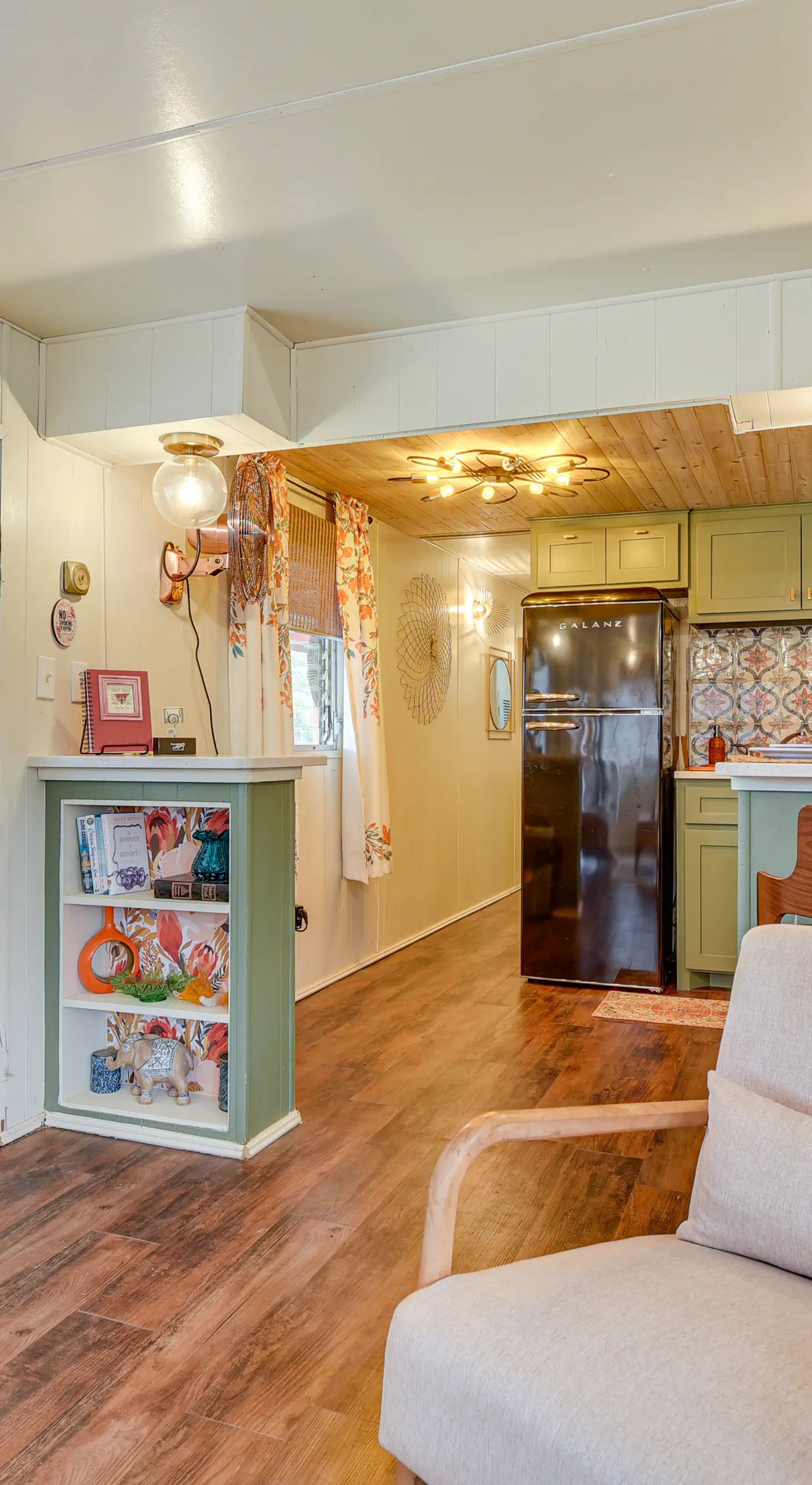 Pet-Friendly Brownwood Home: Walk to Lake!