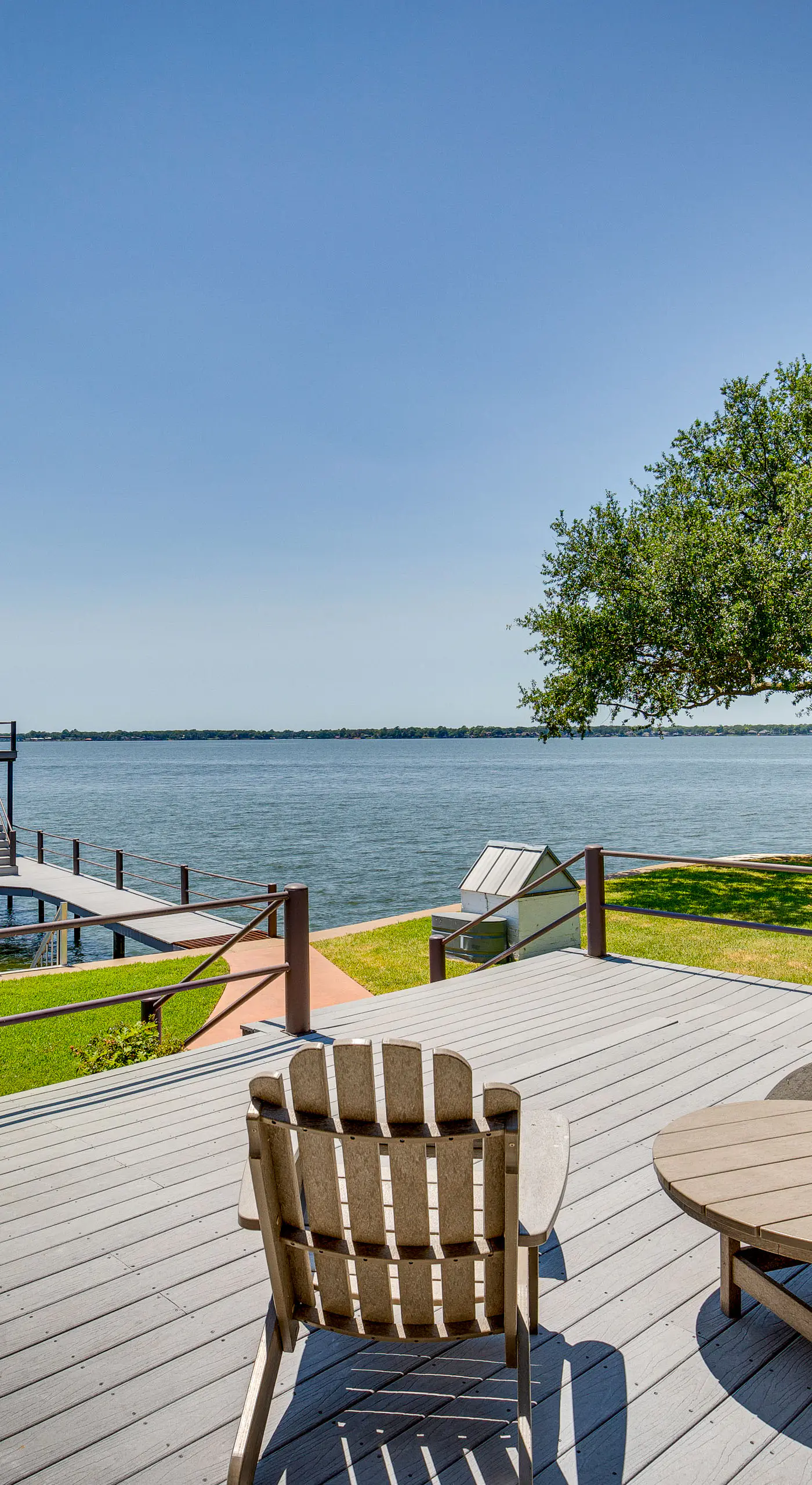 Cedar Creek Lake Views: Gorgeous Mabank House!