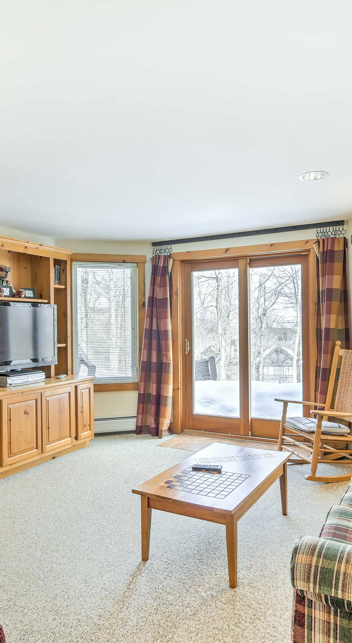 Inviting Ski-in/Ski-out Condo at Jay Peak Resort!