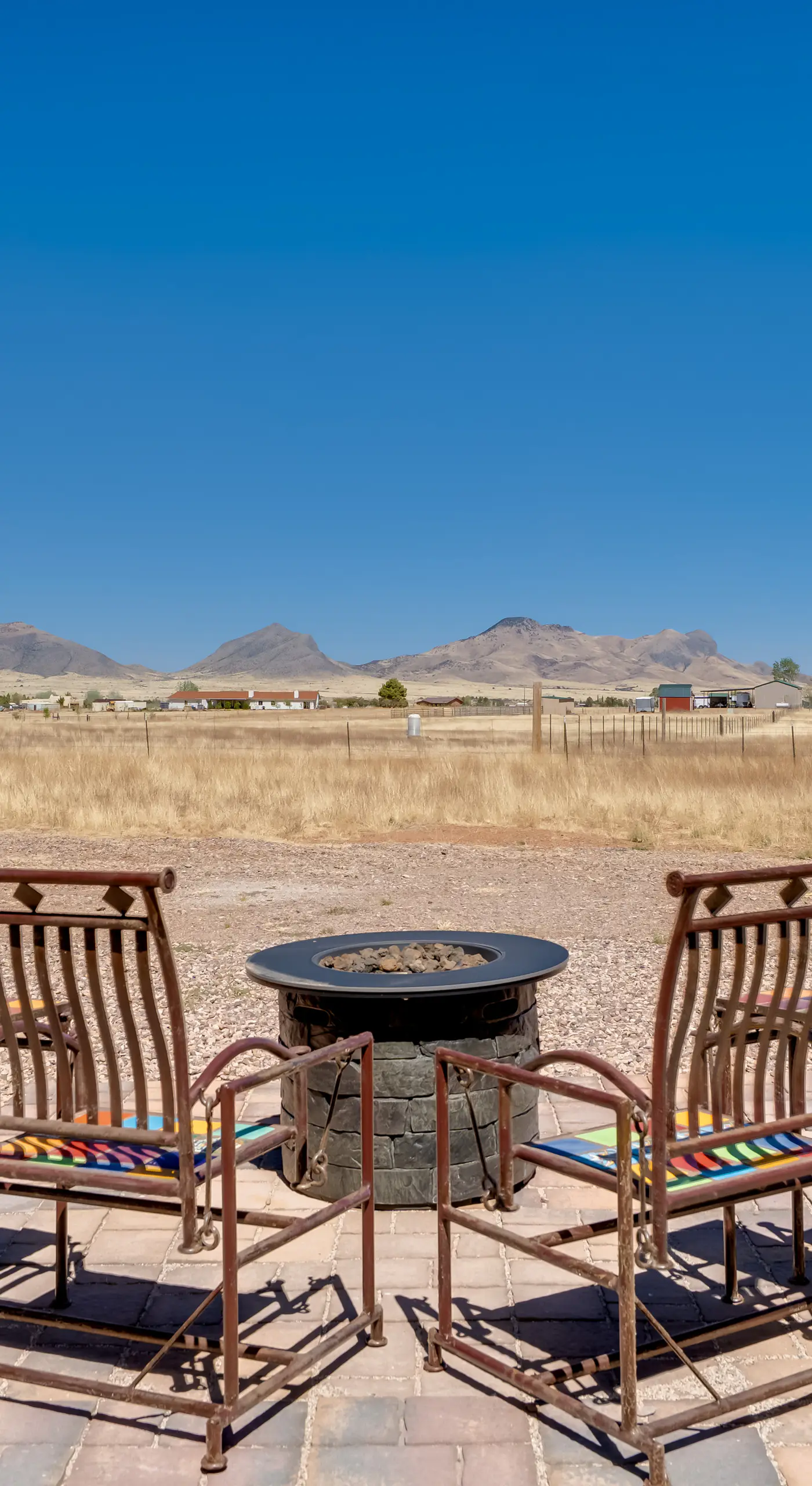 Walk to Wineries: Elgin Wine Country Retreat!