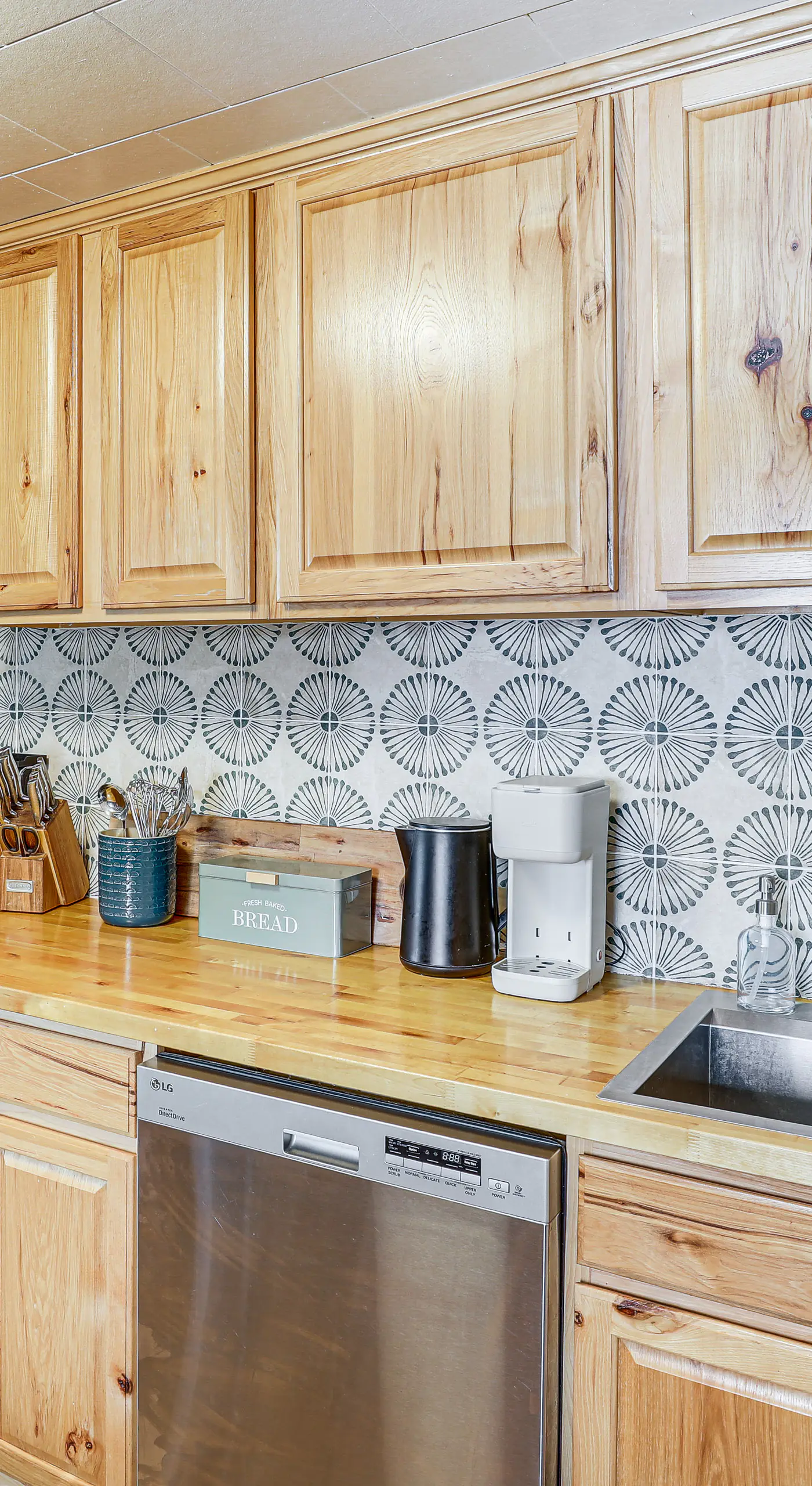 Steps to Dtwn Kalispell! Pet-Friendly Home w/ Yard
