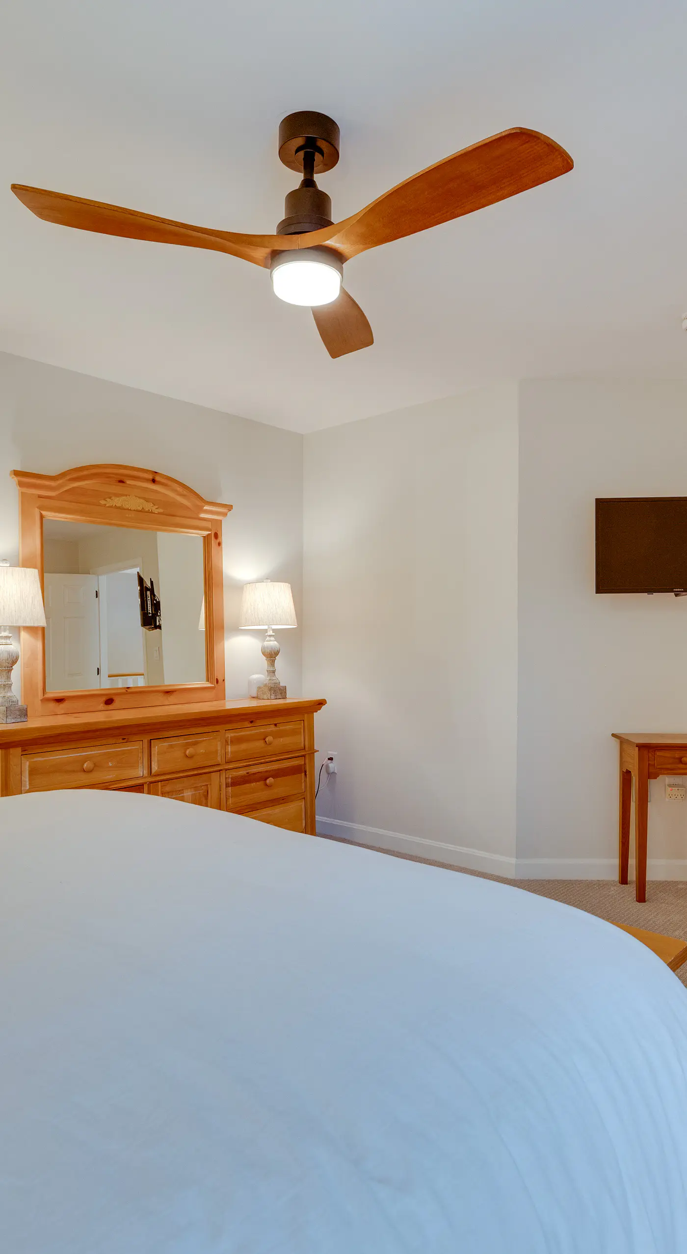Ski-in Condo w/ Hot Tub on Burke Mtn Slopes!