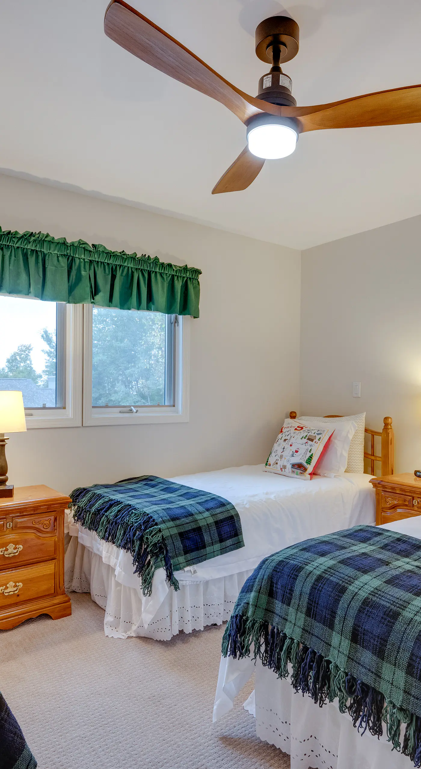 Ski-in Condo w/ Hot Tub on Burke Mtn Slopes!