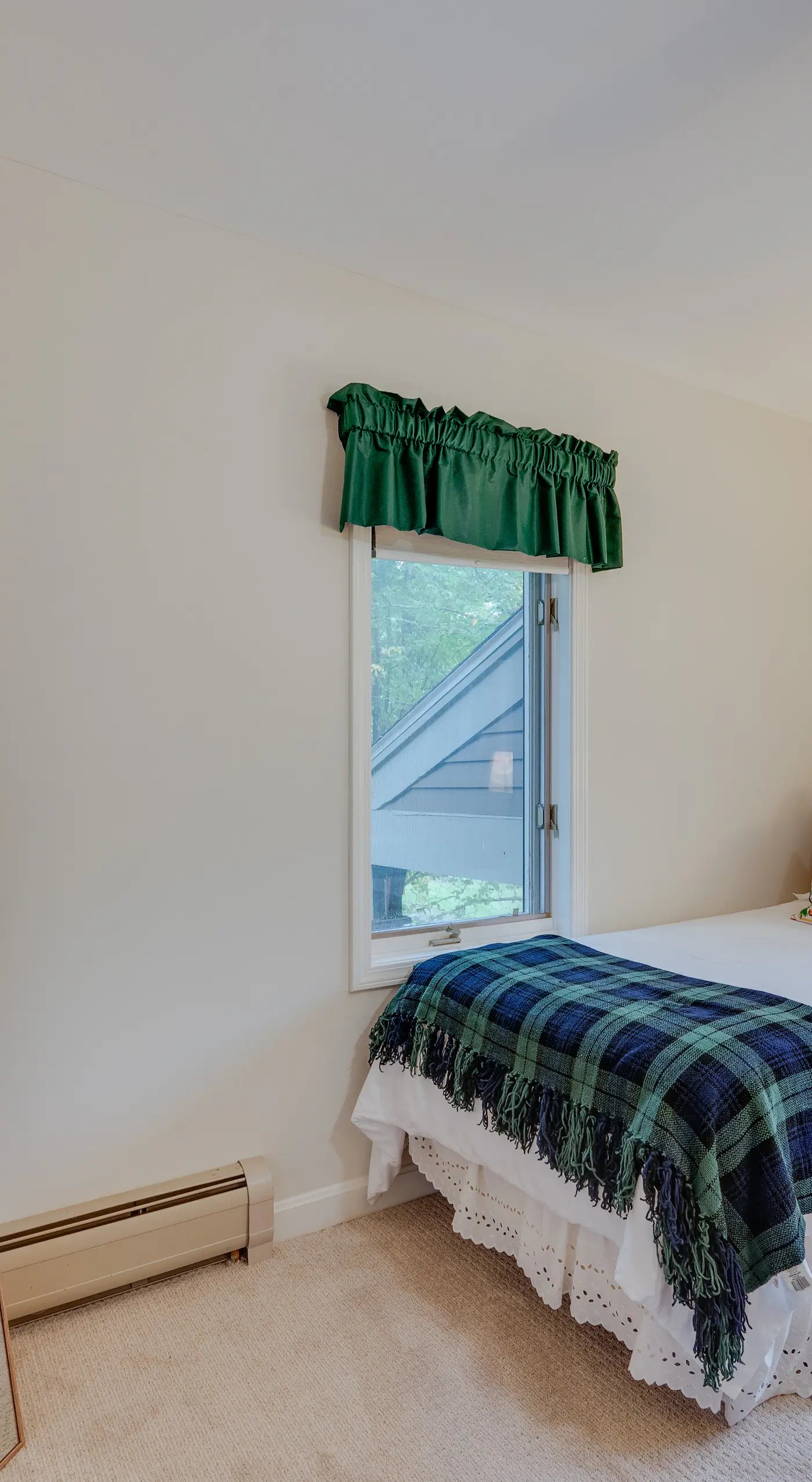 Ski-in Condo w/ Hot Tub on Burke Mtn Slopes!