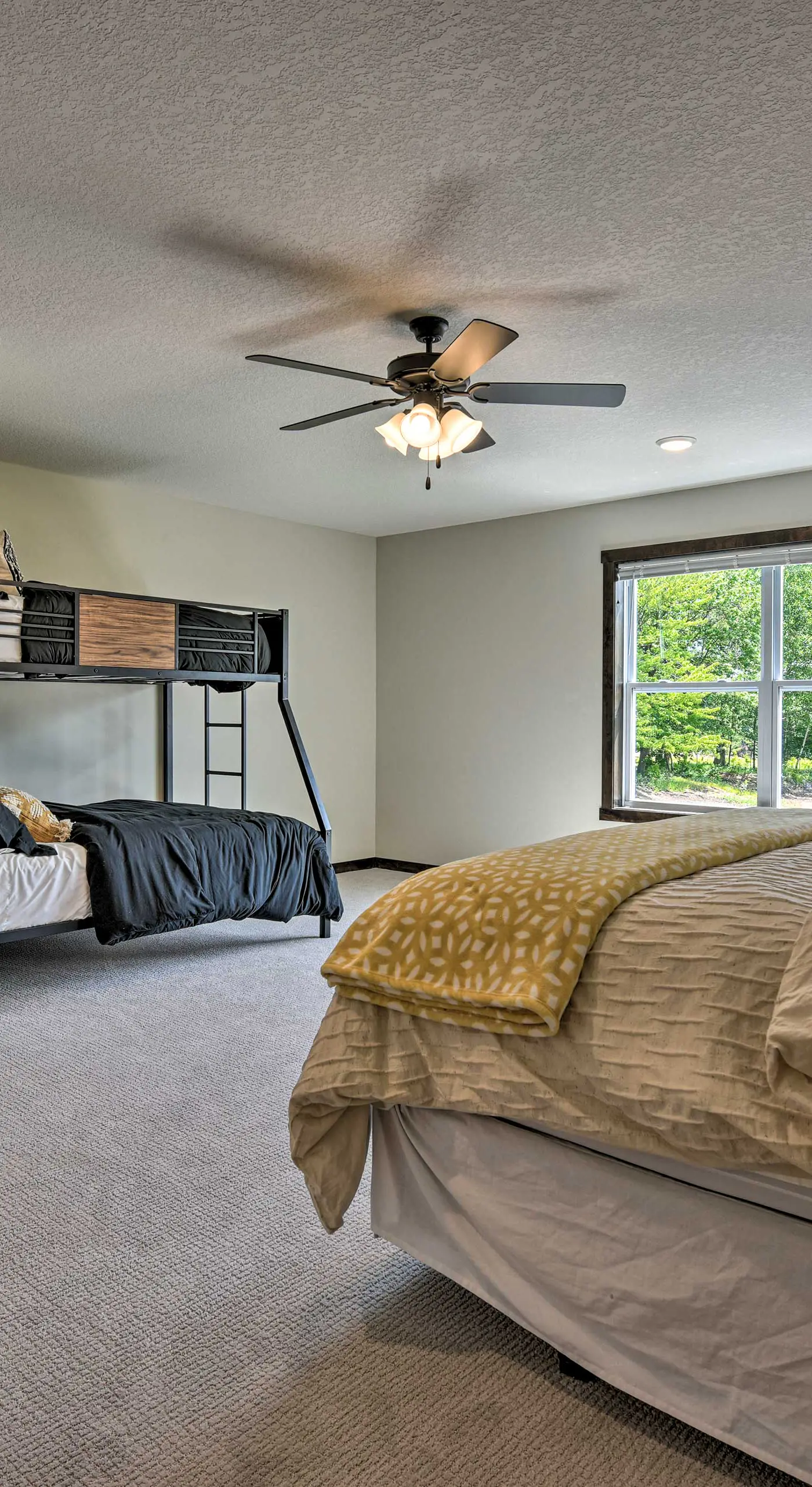 Modern Nisswa Escape w/ Deck: Walk to Gull Lake!
