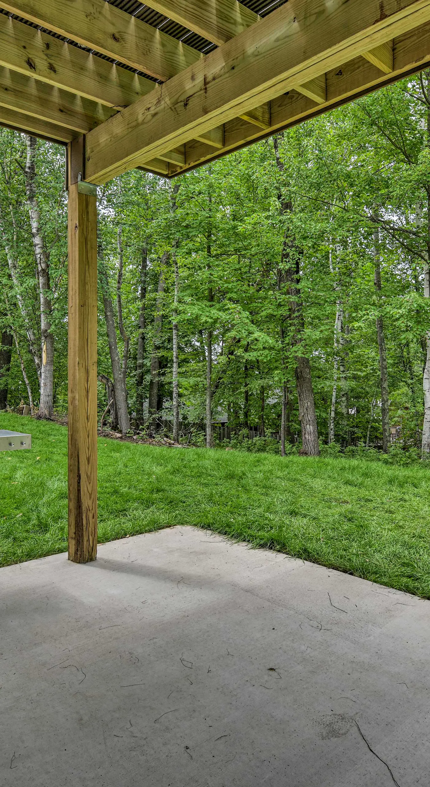 Modern Nisswa Escape w/ Deck: Walk to Gull Lake!