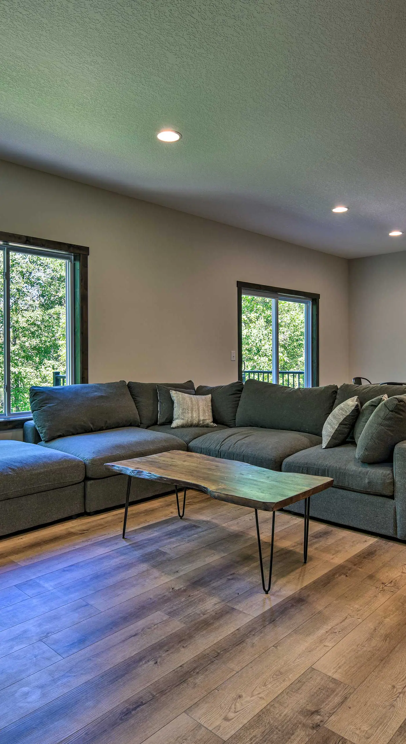 Modern Nisswa Escape w/ Deck: Walk to Gull Lake!