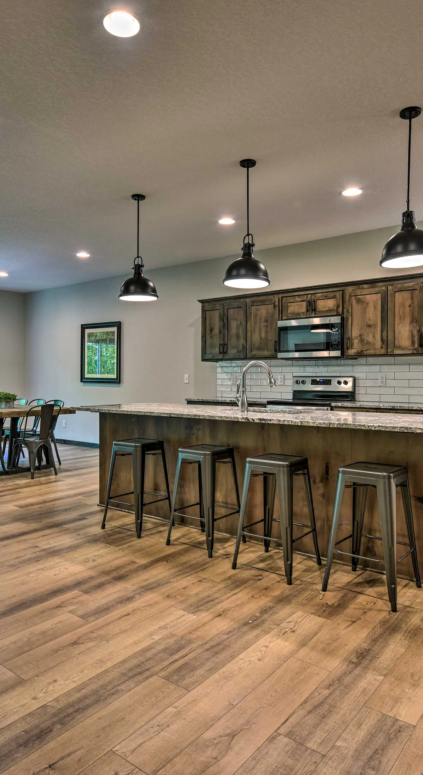 Modern Nisswa Escape w/ Deck: Walk to Gull Lake!
