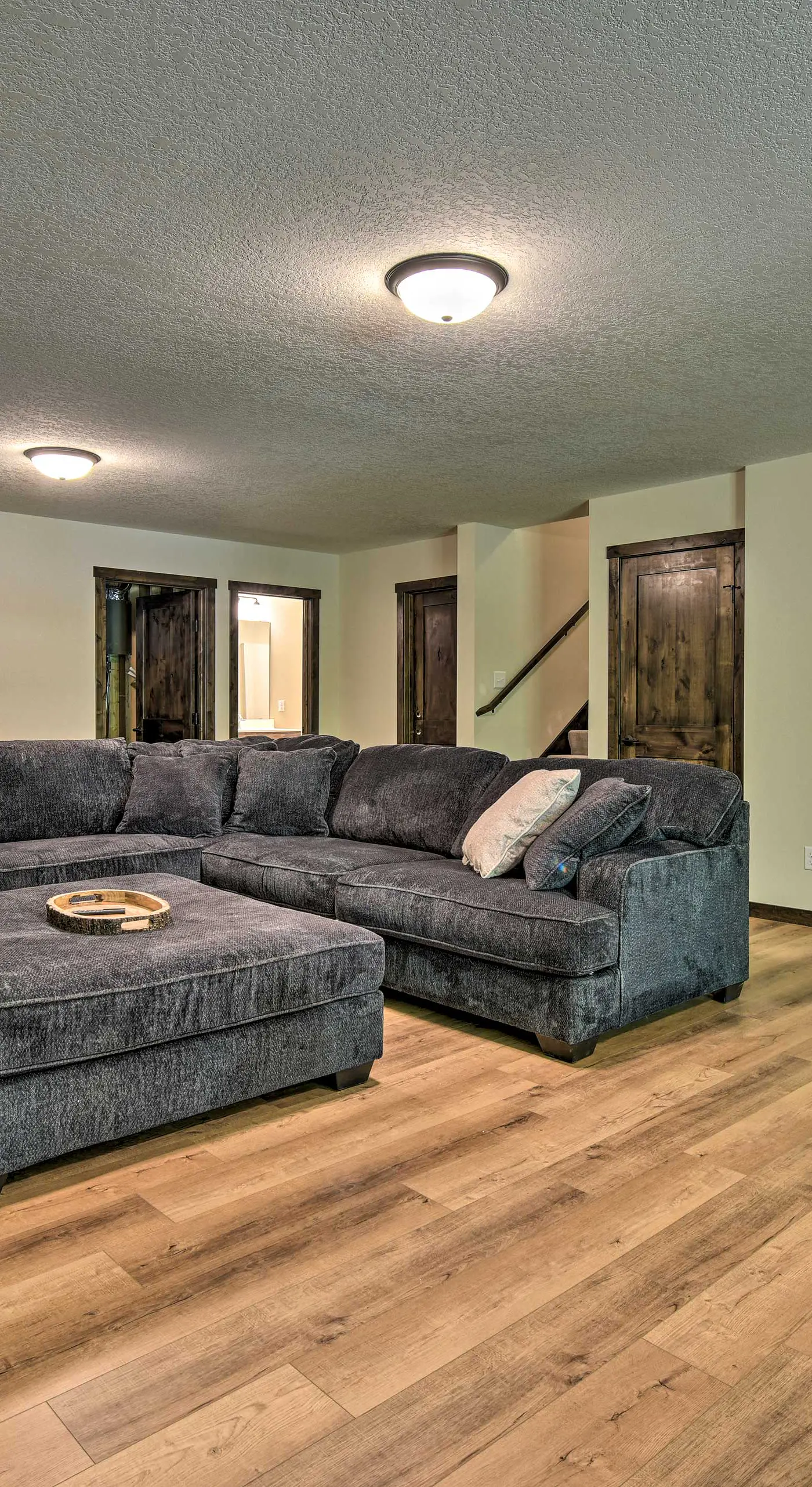 Modern Nisswa Escape w/ Deck: Walk to Gull Lake!