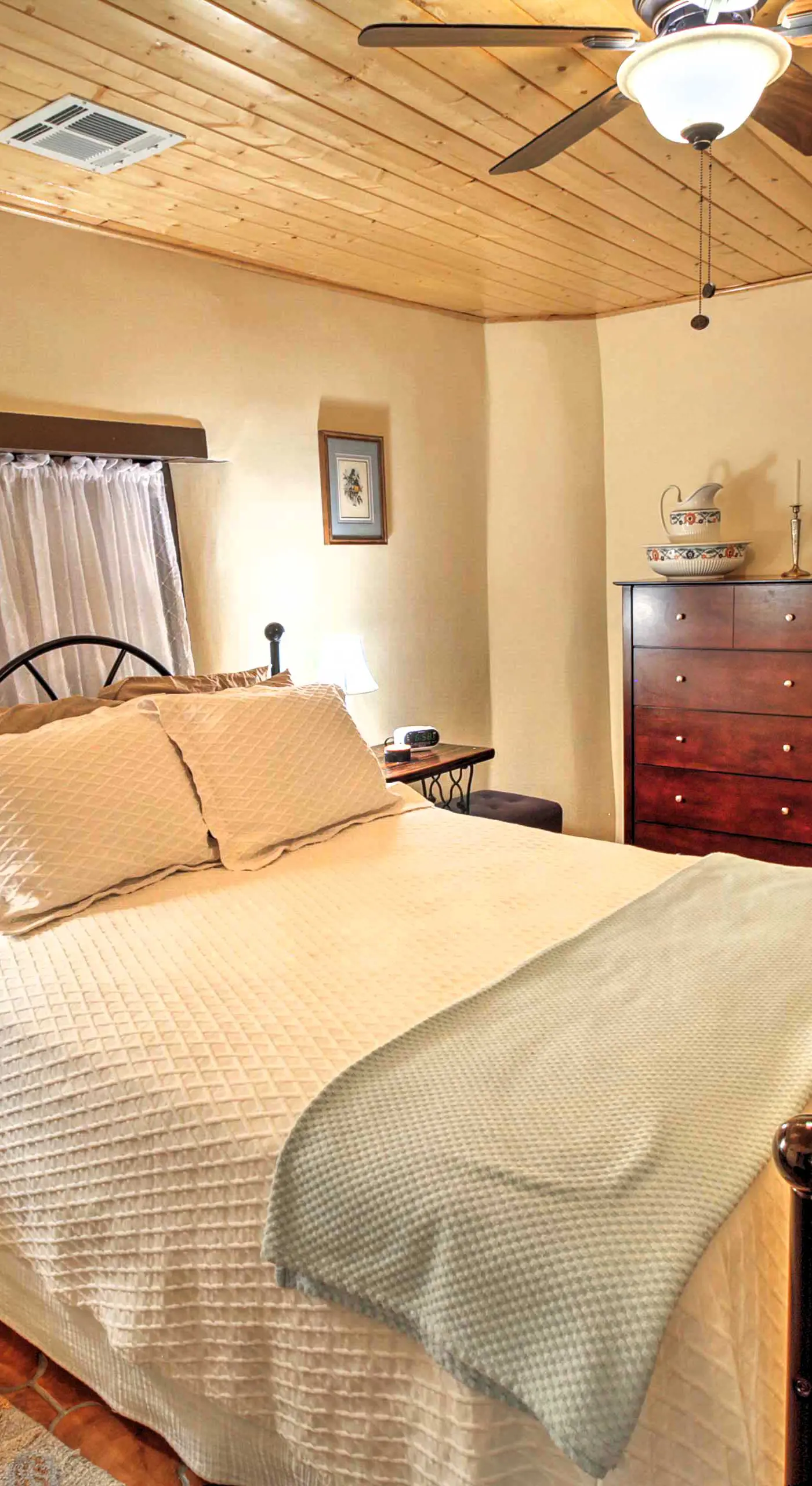 Charming Couples Casita, Walk to Old Mesilla Plaza