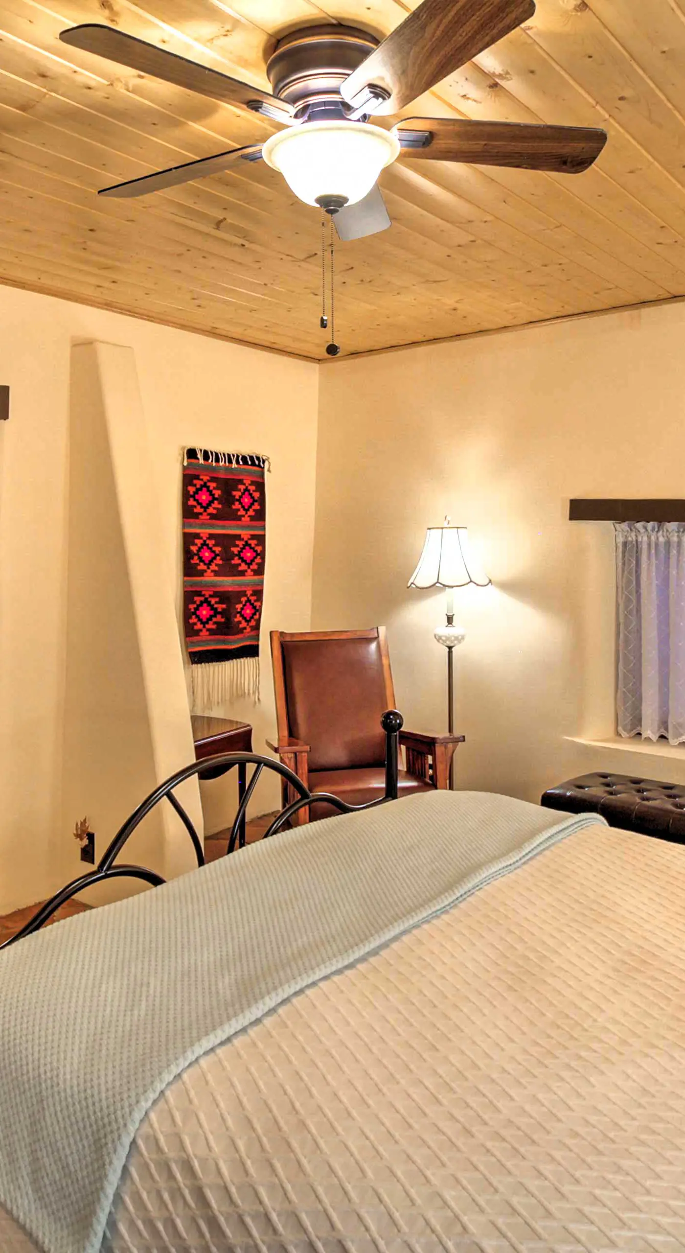 Charming Couples Casita, Walk to Old Mesilla Plaza