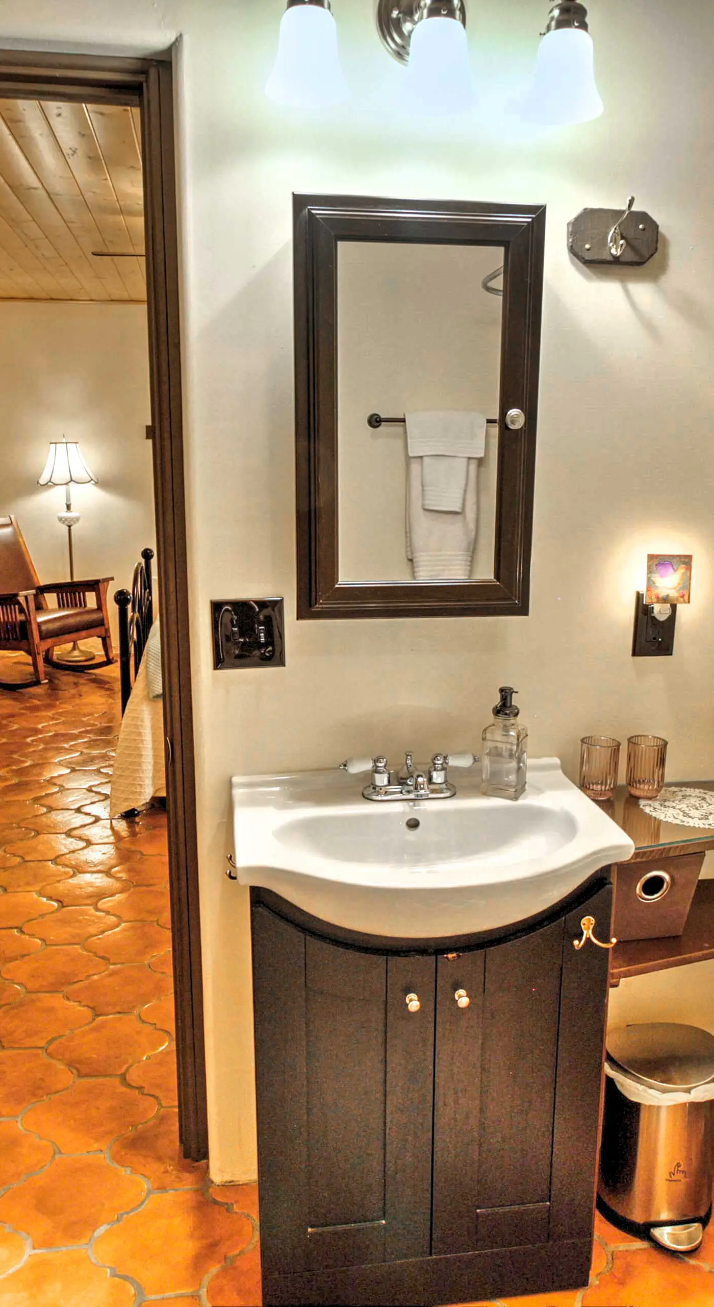 Charming Couples Casita, Walk to Old Mesilla Plaza