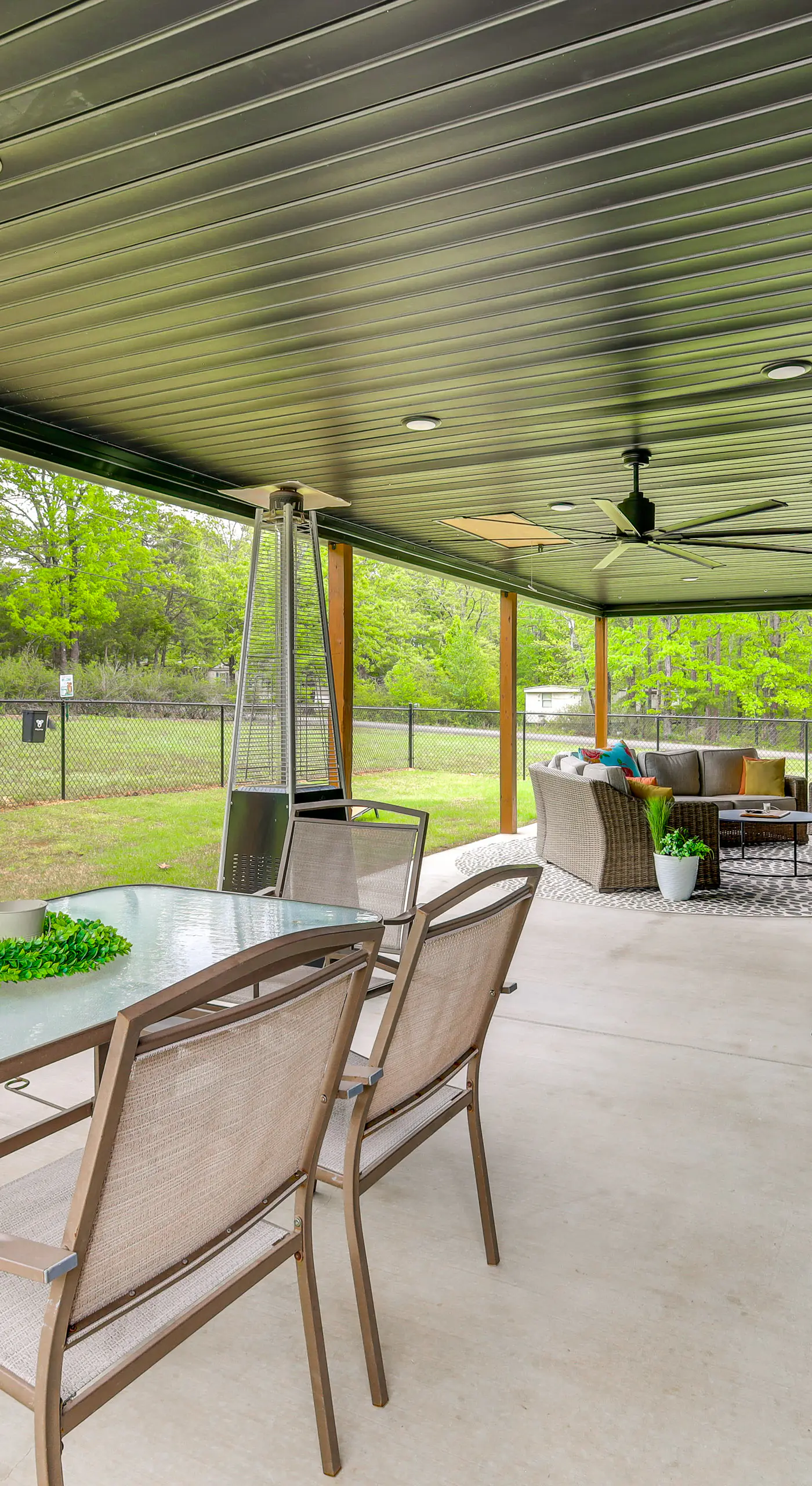 Modern-Style Home w/ Patio, Near Greers Ferry Lake