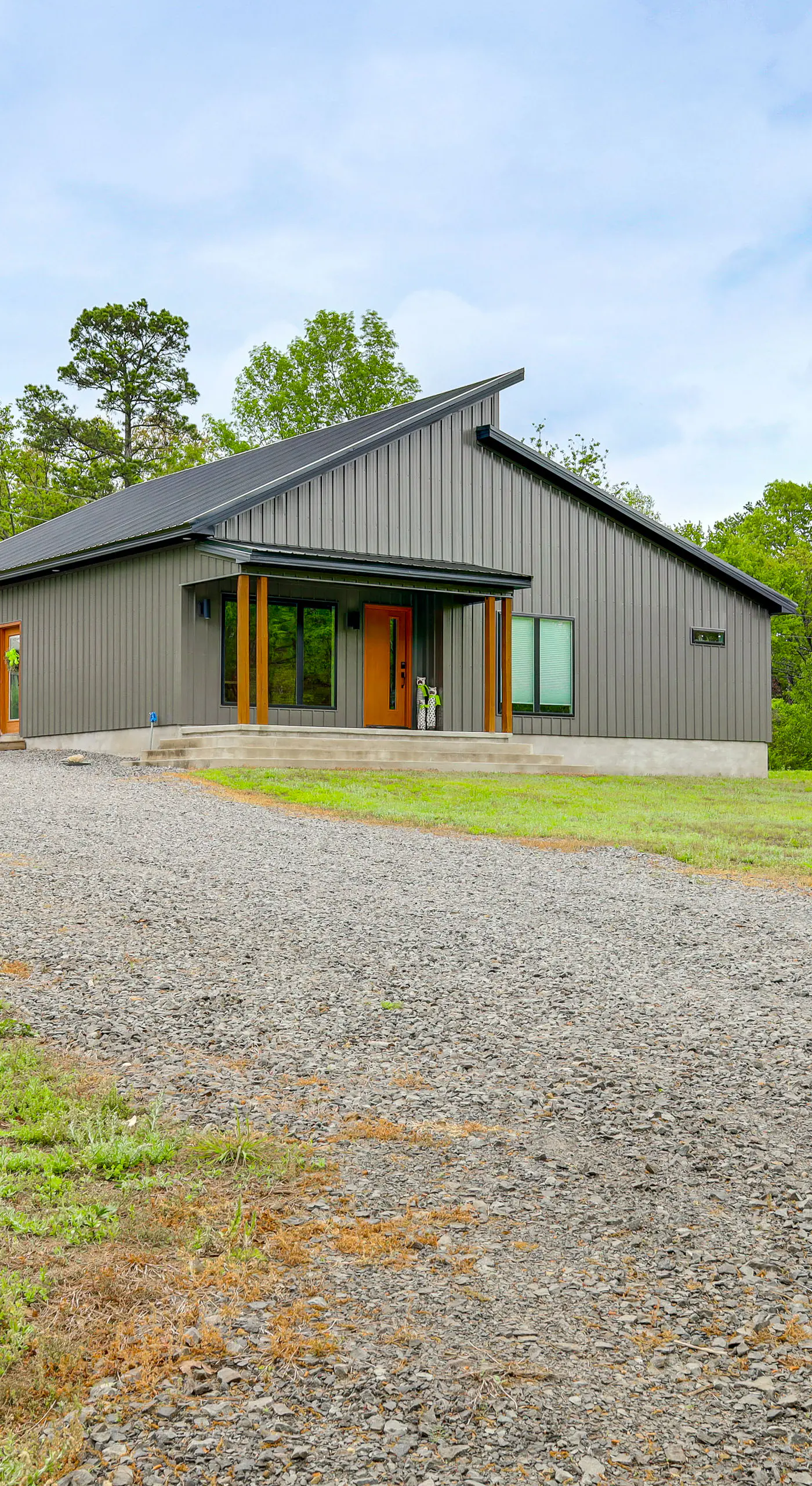 Modern-Style Home w/ Patio, Near Greers Ferry Lake