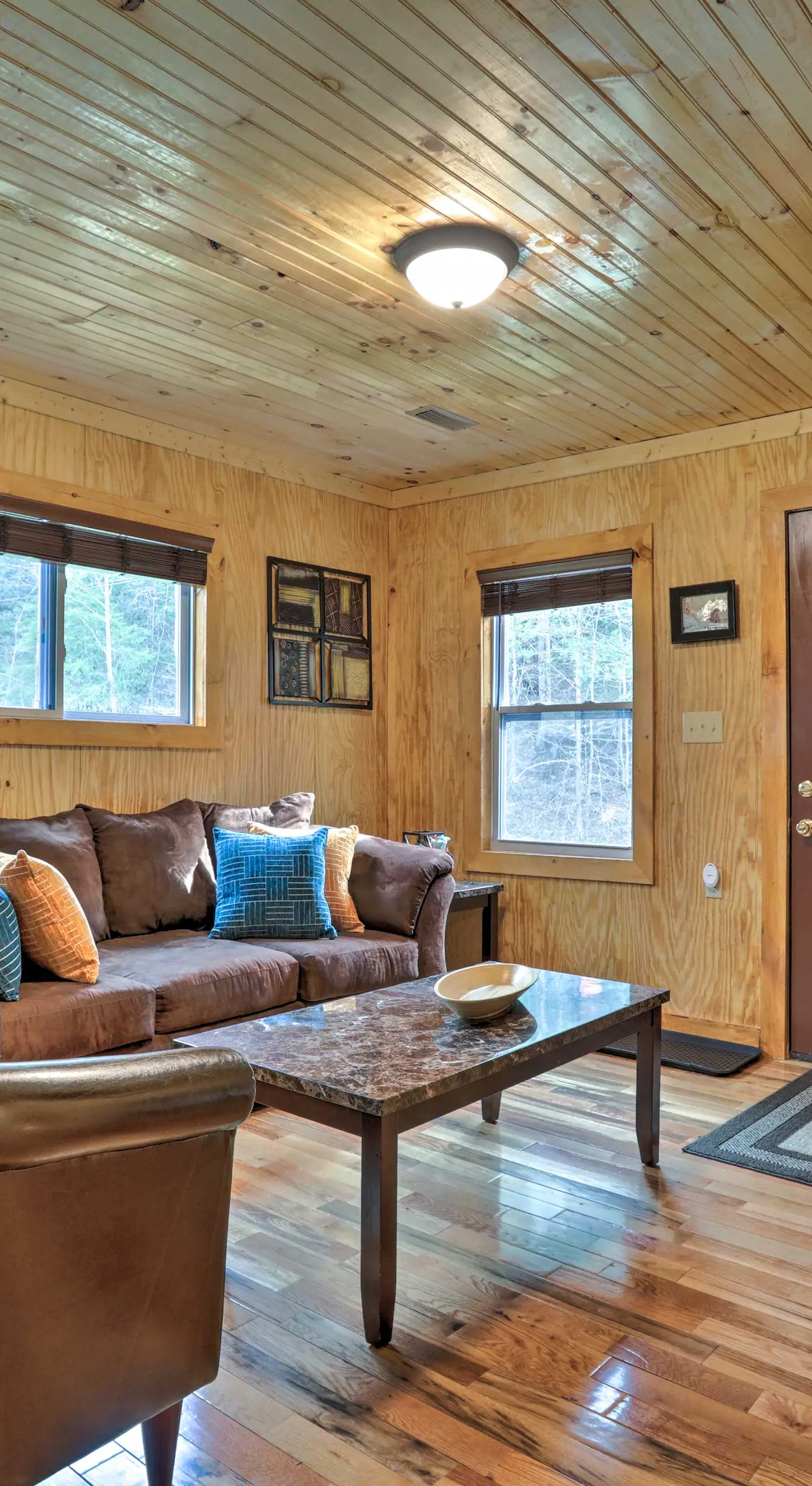 Cozy Creekside Cabin ~ 24 Mi to Red River!