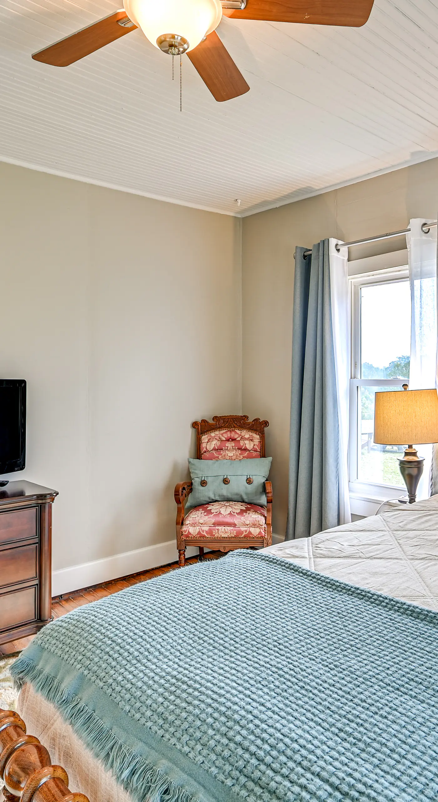 Rock Climb, Hike, Relax! Quiet Beattyville Retreat