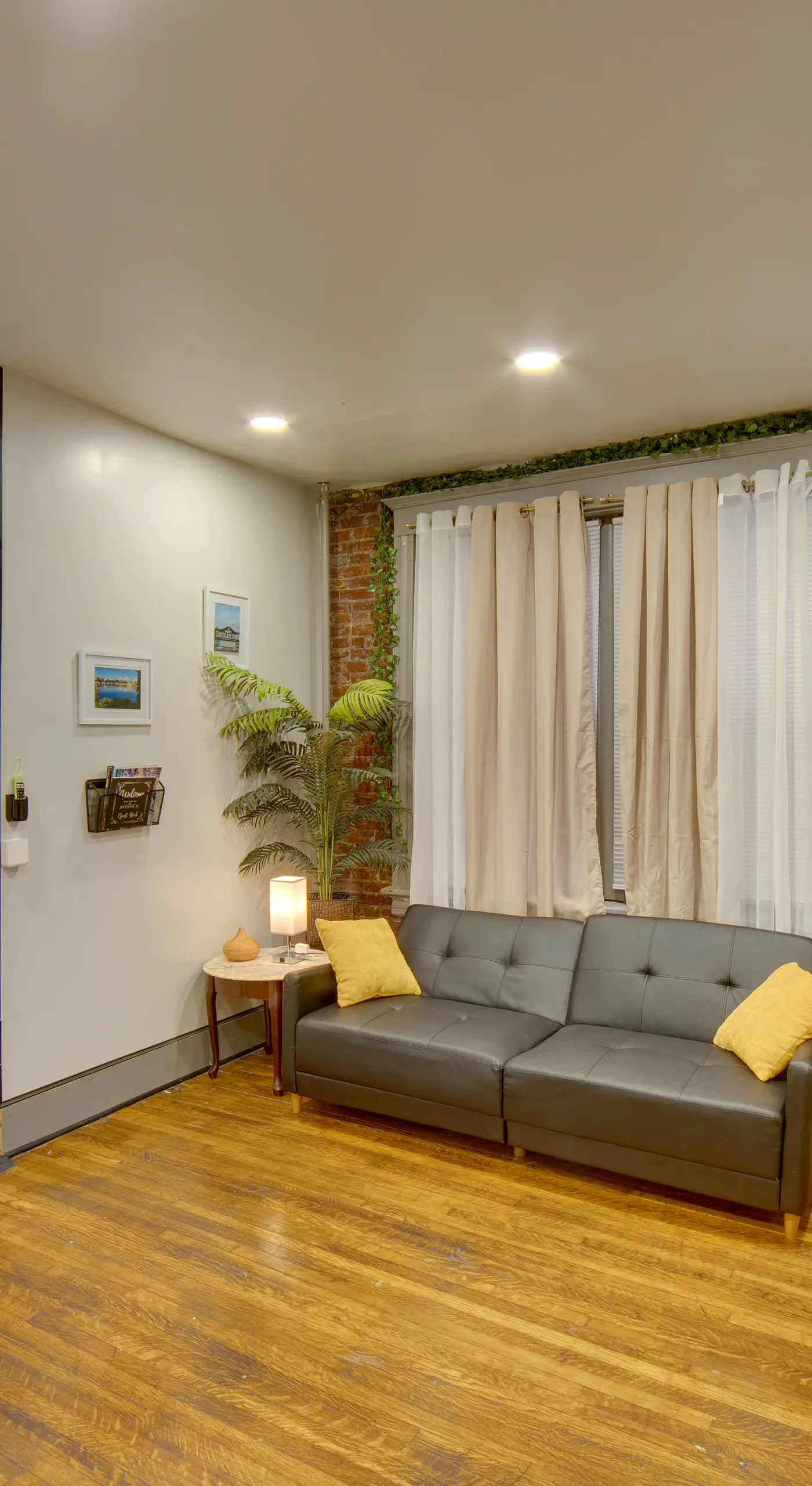 < 2 Mi to Downtown & Capitol: Harrisburg Hideaway