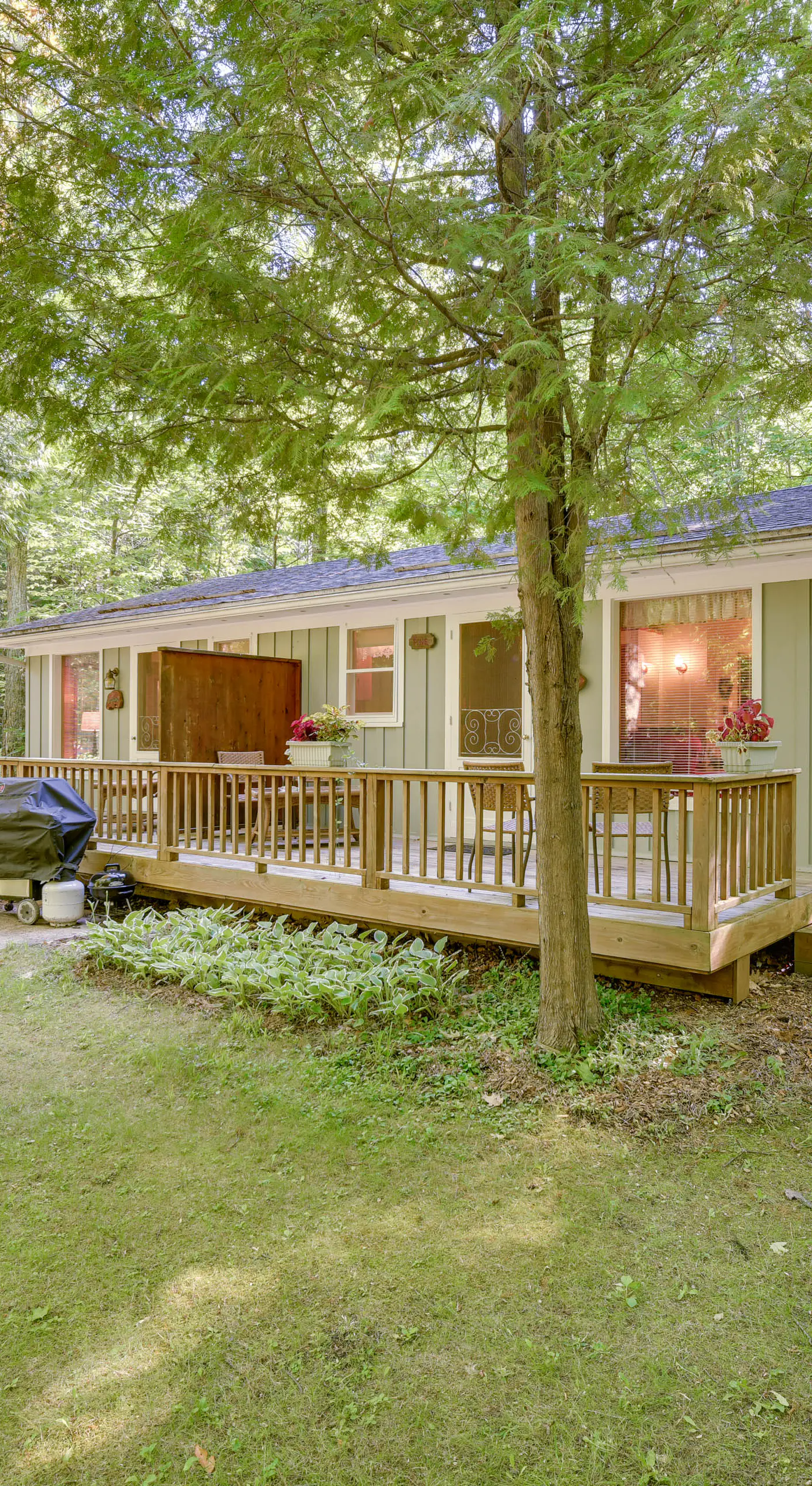 'Pine Cottage' Duplex w/ Deck: Walk to State Park!