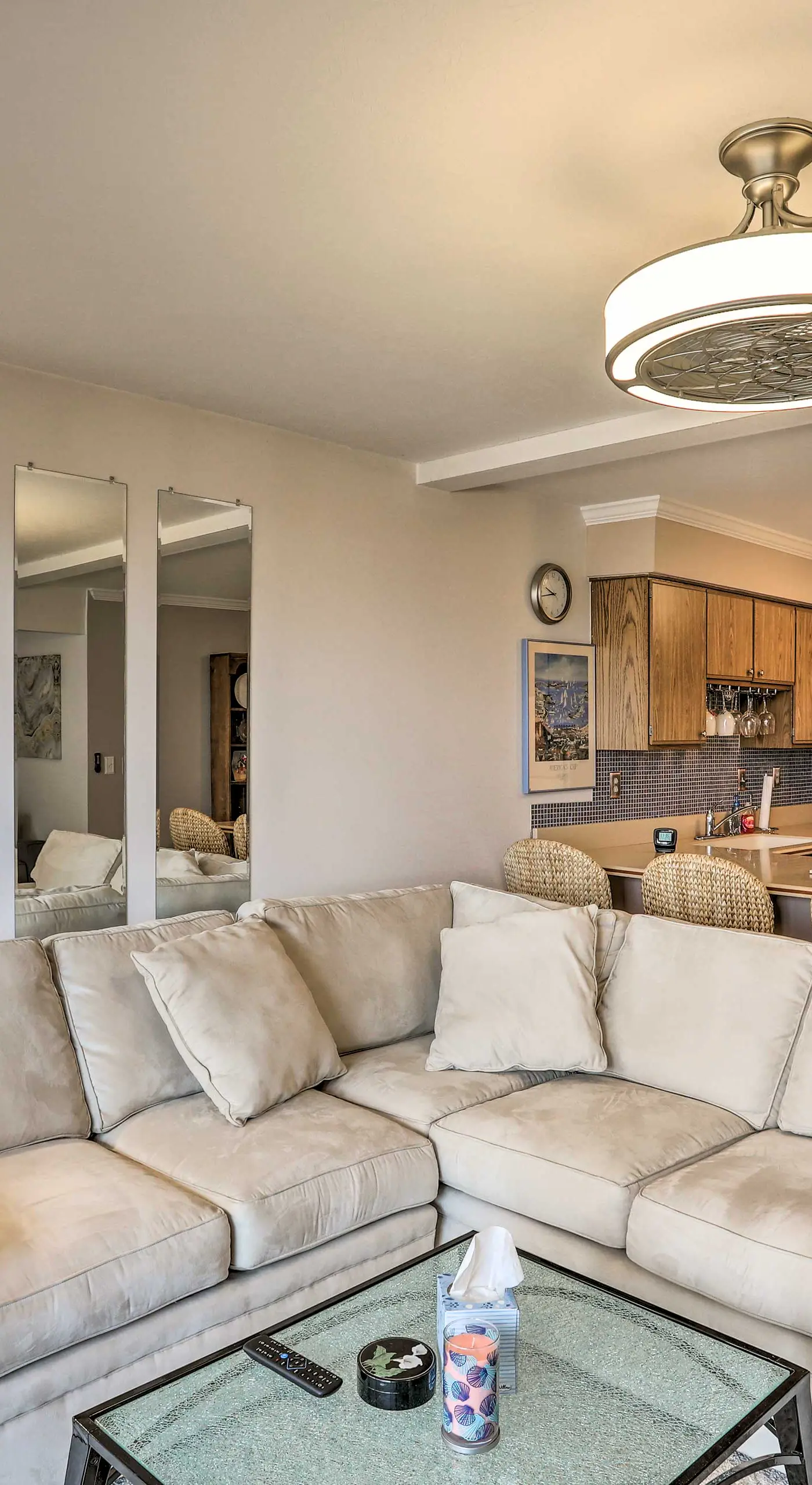 The Shores Condo w/ Beach Access < 2 Mi to Dtwn!