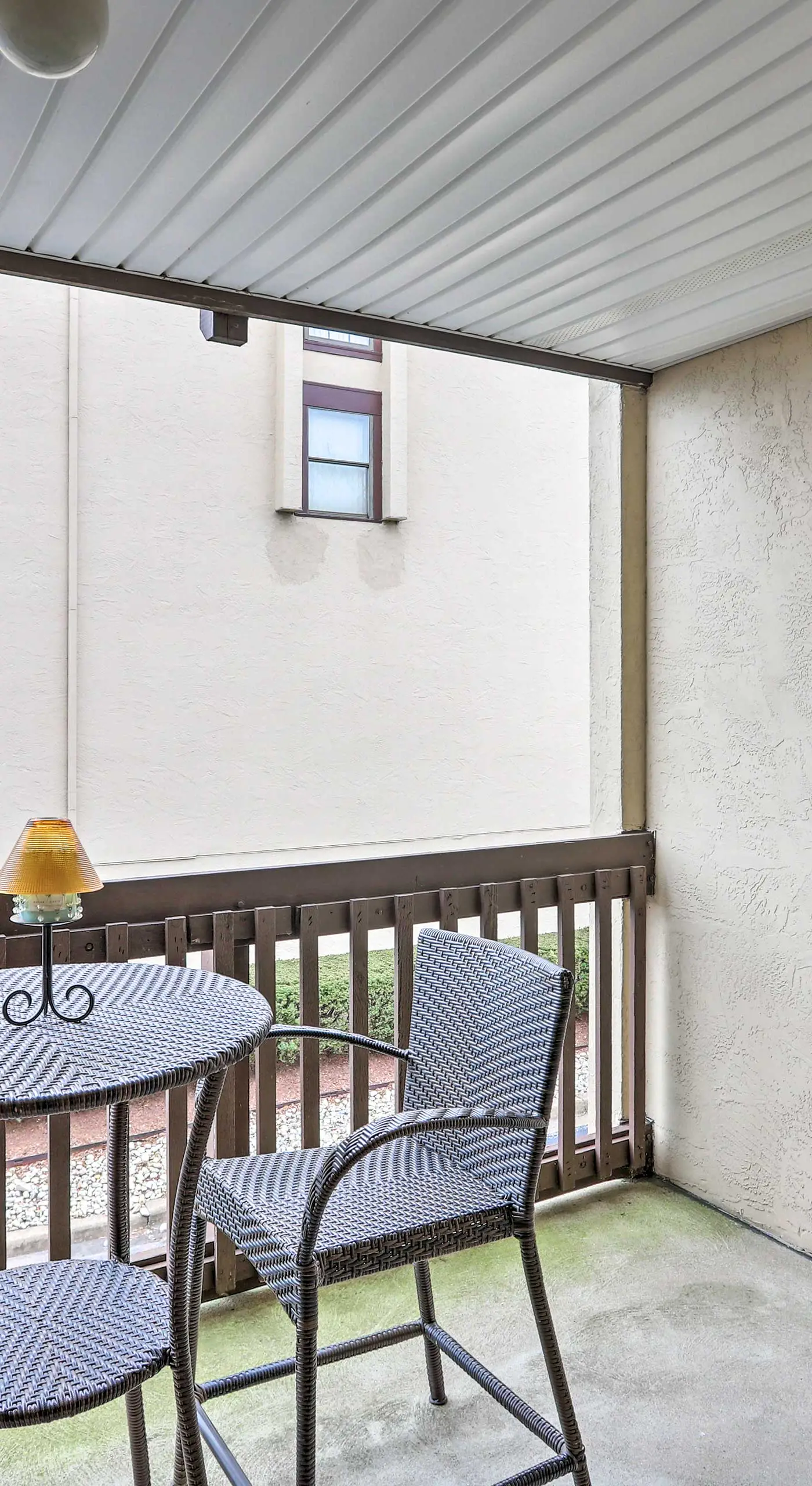 The Shores Condo w/ Beach Access < 2 Mi to Dtwn!